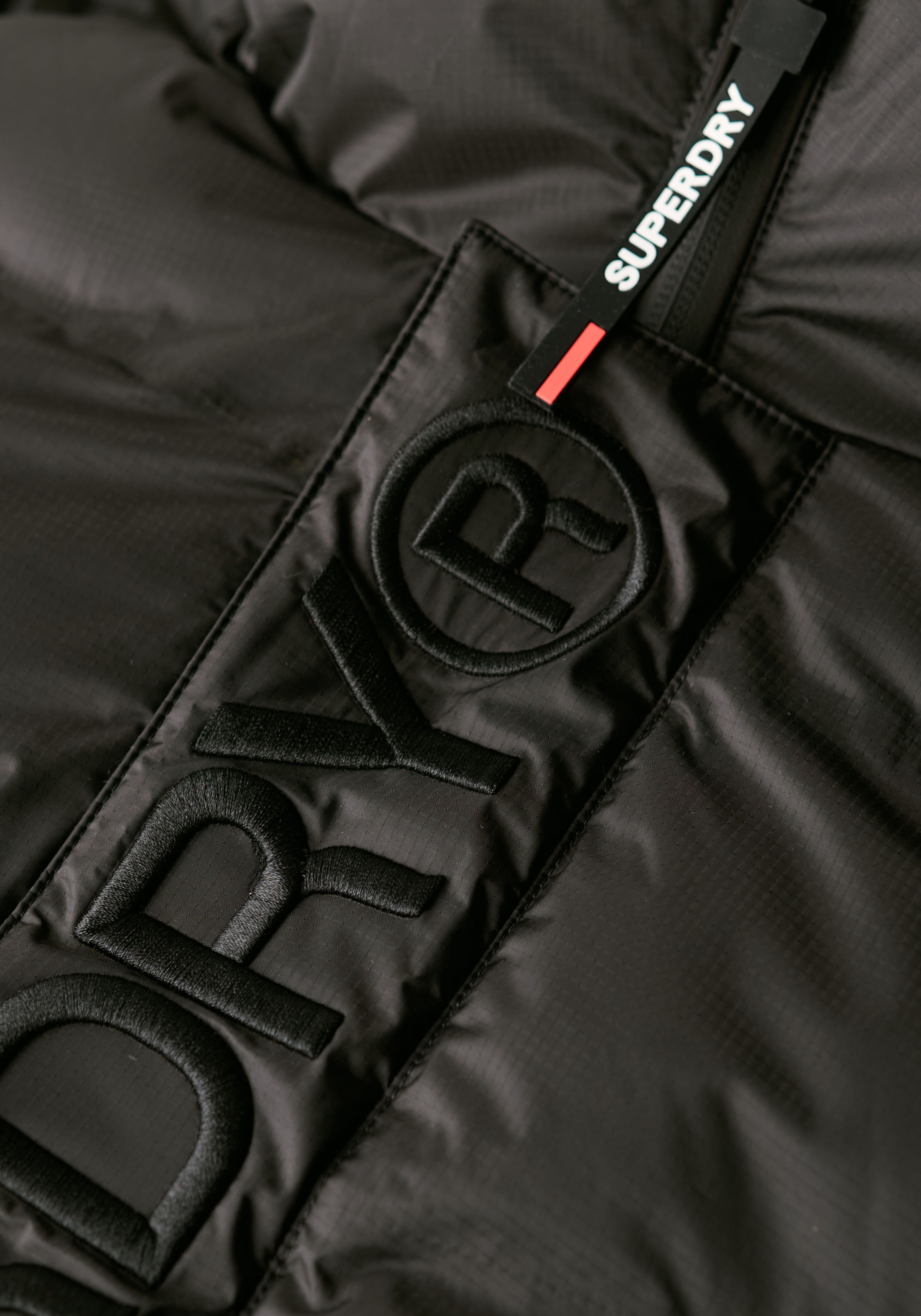 Superdry Veste matelassée »Hooded City Graphic Puffer Jkt«