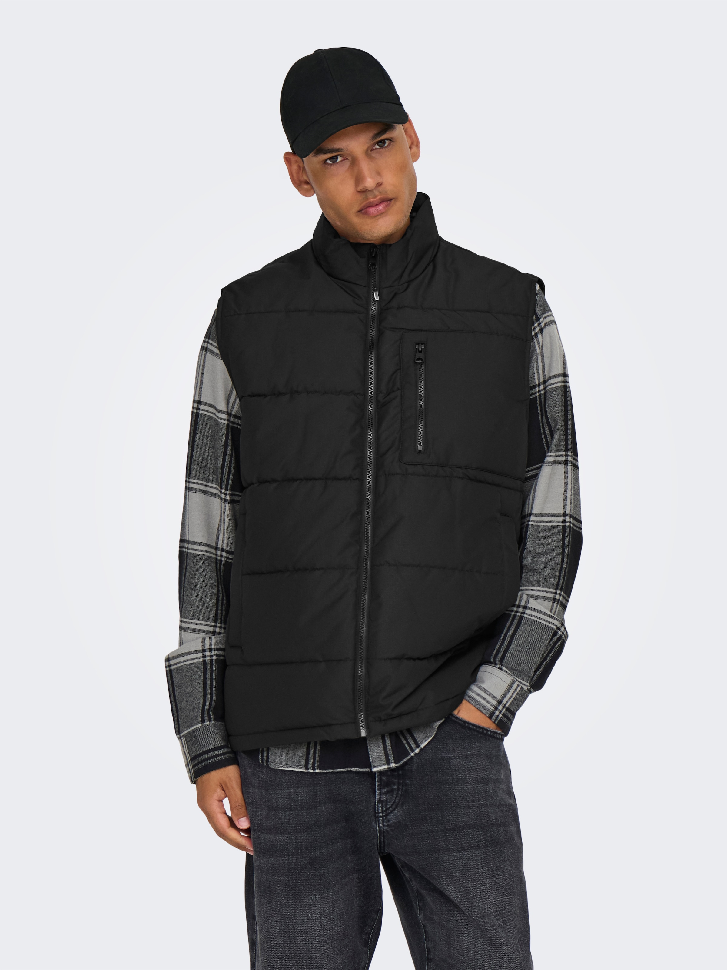 Image of ONLY & SONS Steppweste "ONSJAKE QUILTED VEST OTW"