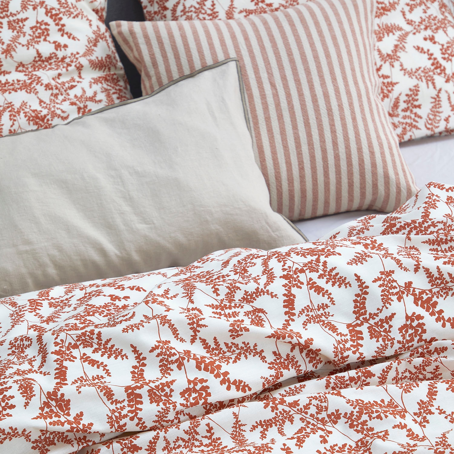 Cinderella Bettwäsche »Cinderella - Lotta« 2 Stk. tlg. Made in Green“-Label von OEKO-TEX