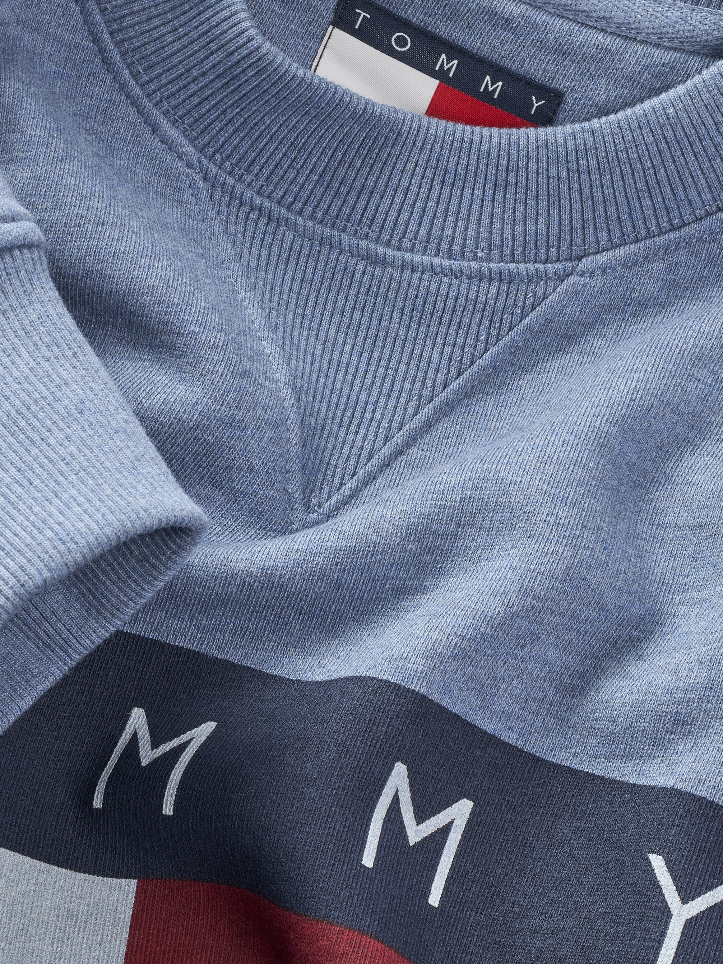 Tommy Jeans Sweatshirt »TJM MELANGE FLAG CREW«, mit grossem Logo
