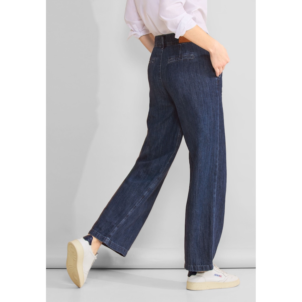 STREET ONE High-waist-Jeans, mit 2-Knopf-Verschluss