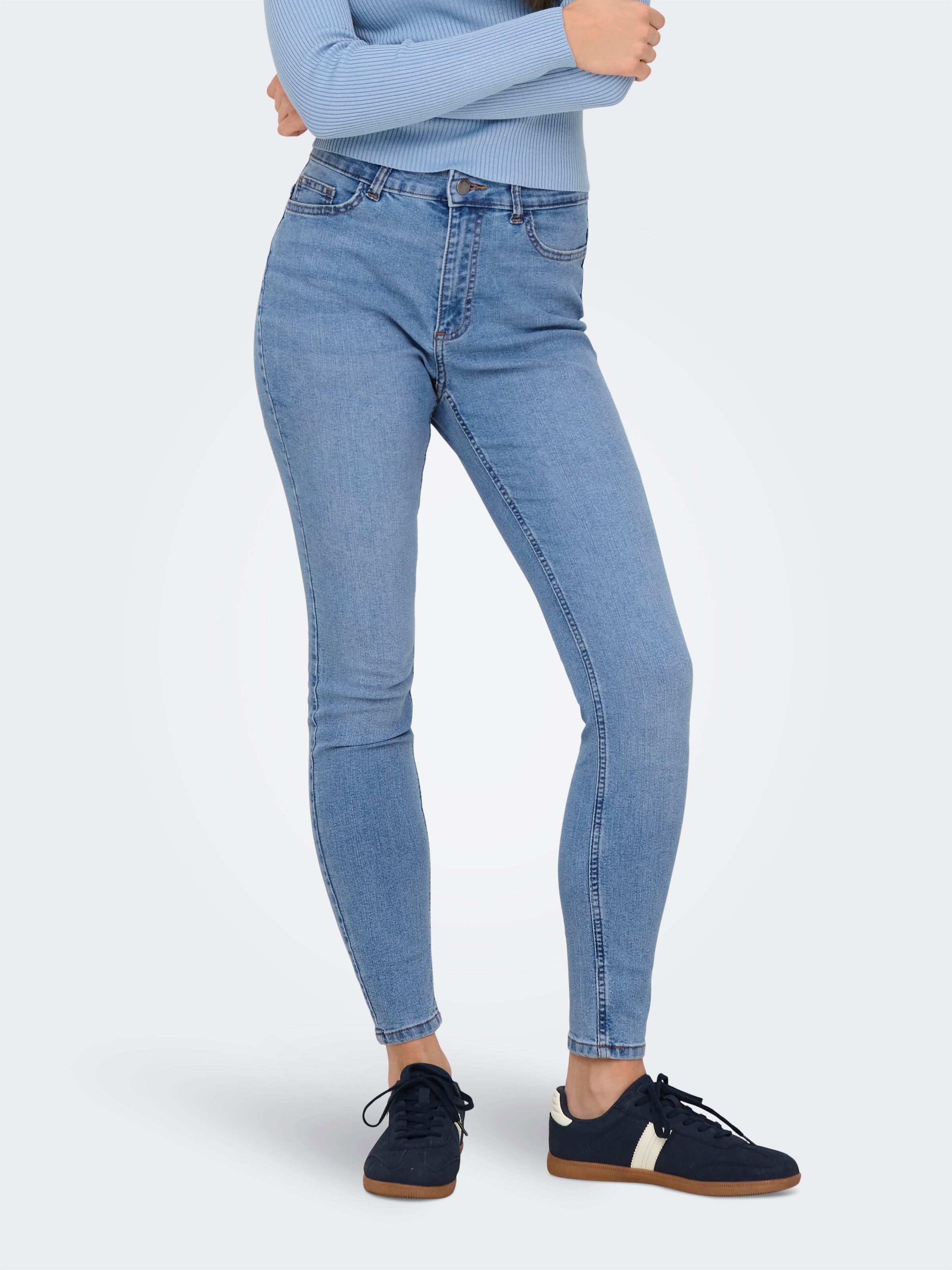 Image of JDY Skinny-fit-Jeans "JDYMOON HW SKINNY JEANS MEDBLUEDNM NOOS"
