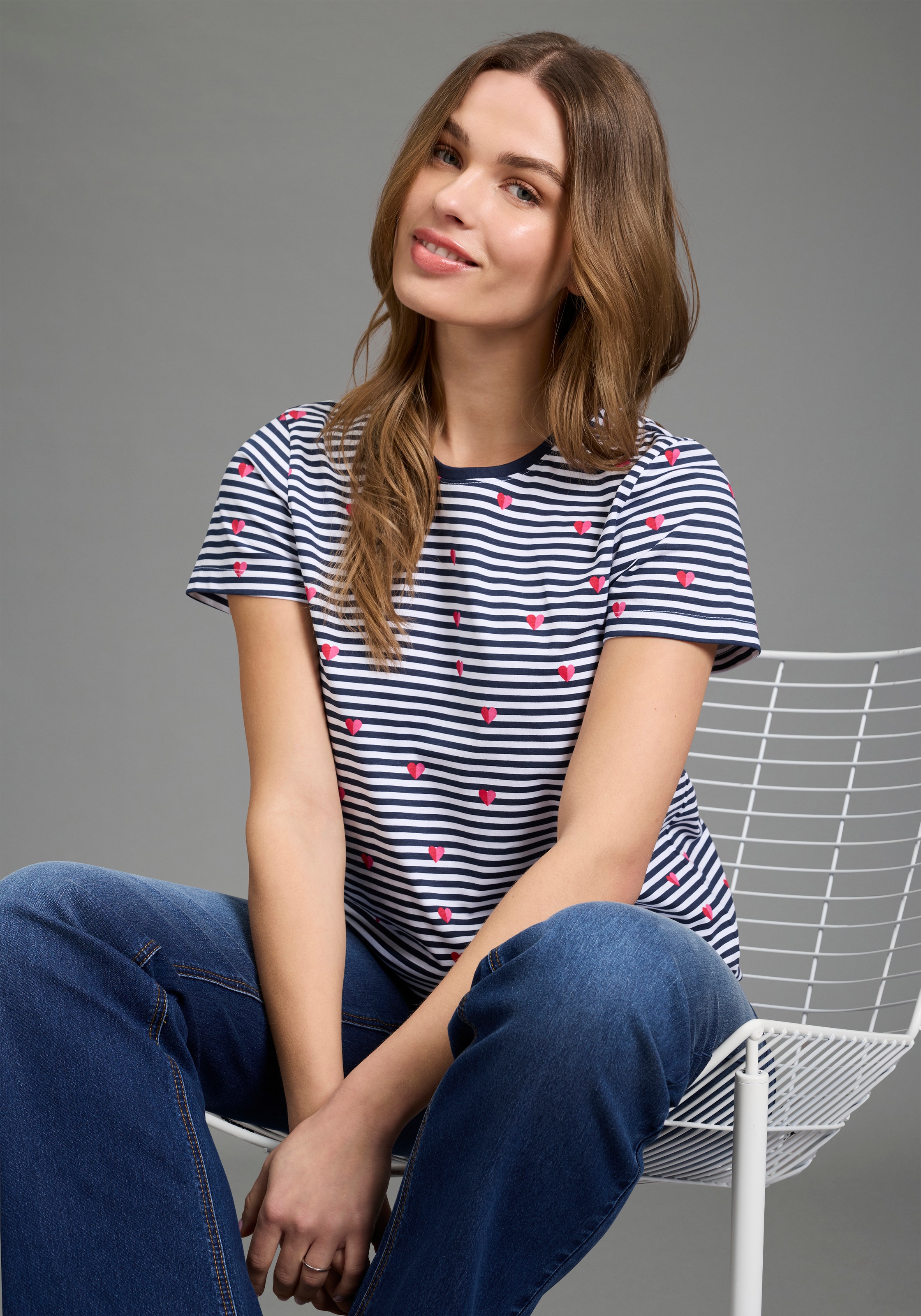 KangaROOS T-Shirt schmale Passform, Kurzarm, Rundhalsausschnitt, aus Single Jersey