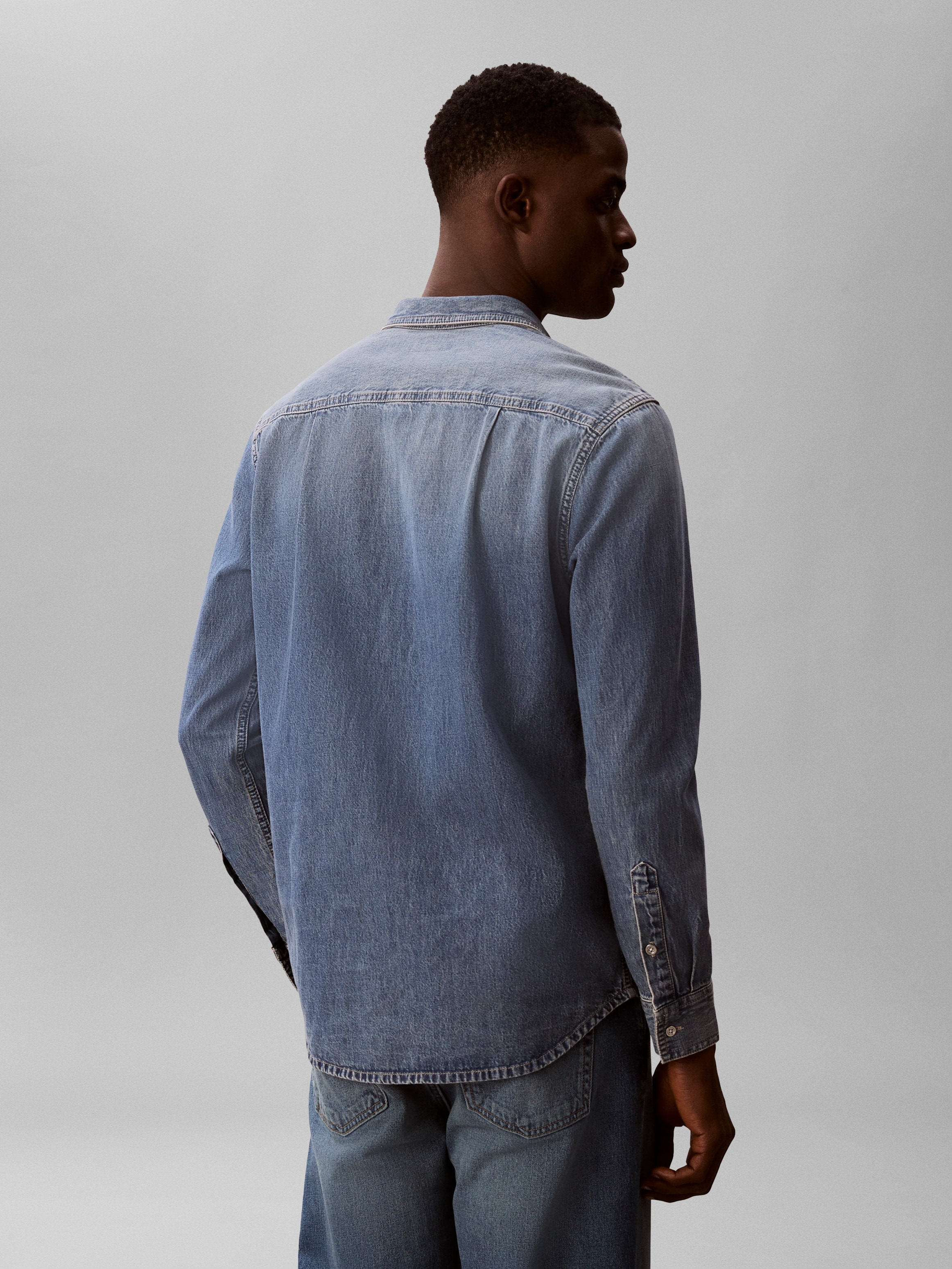 Calvin Klein Jeans Chemise en jean »VINTAGE INDIGO« Regular fit mit Rundhalsausschnitt