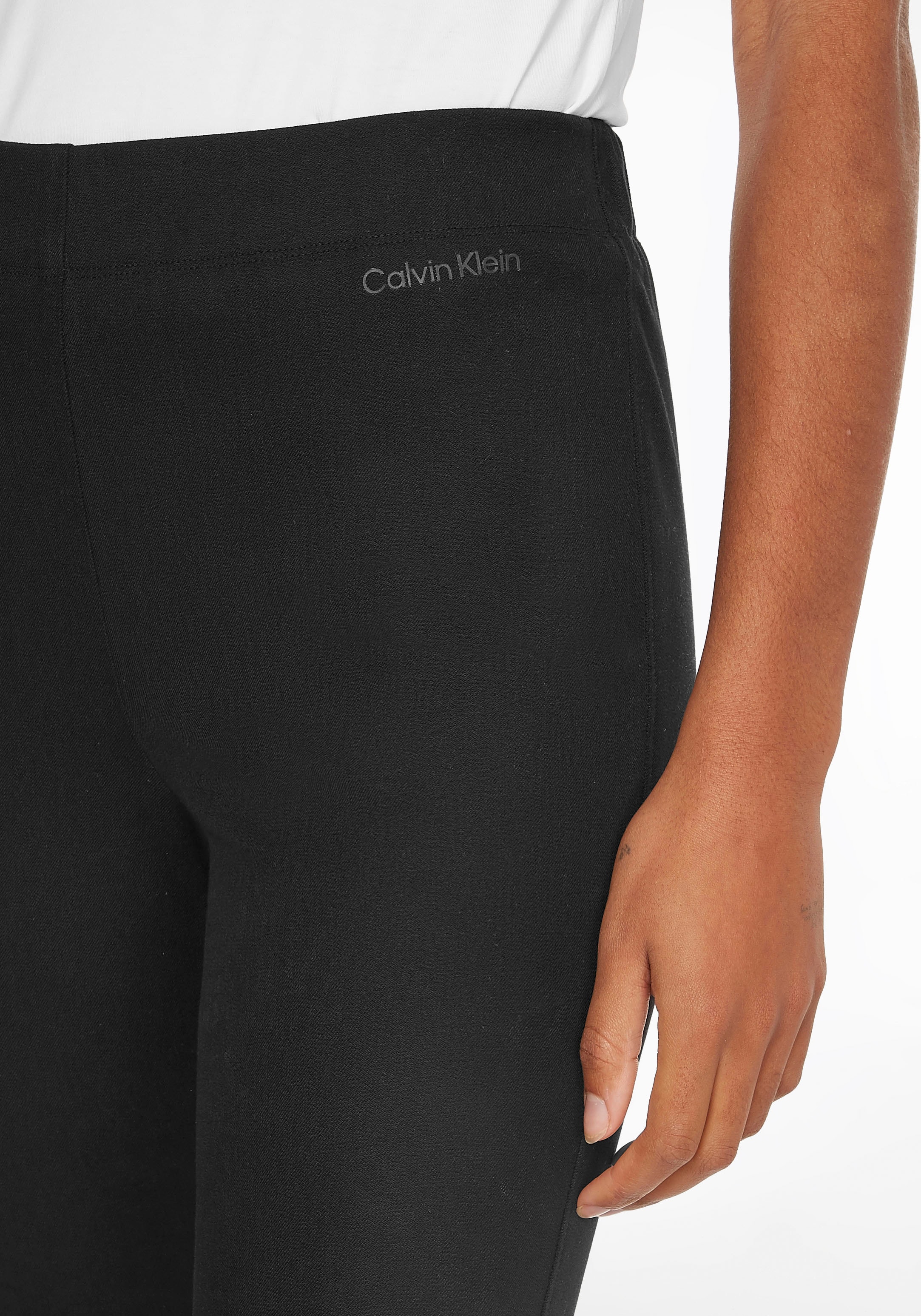 ♕ Calvin Klein Leggings »STRETCH GABARDINE LEGGING«, dezentes Calvin Klein  Branding am Bund versandkostenfrei auf