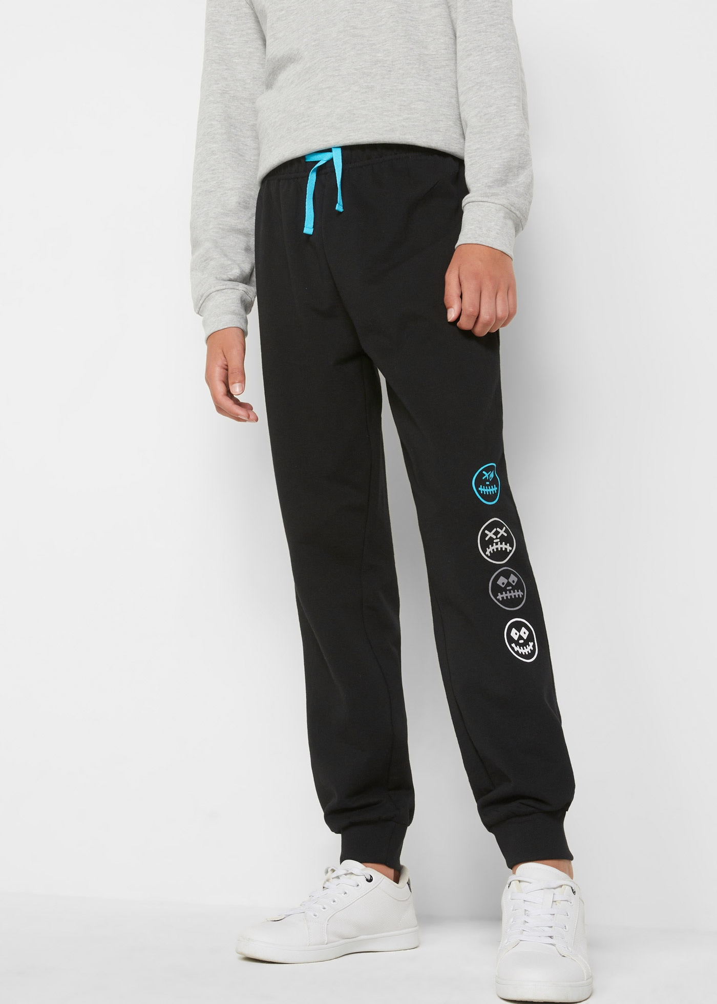 Image of bonprix Jogginghose aus Baumwoll-Mix, Regular Fit, mit Smiley Motiv