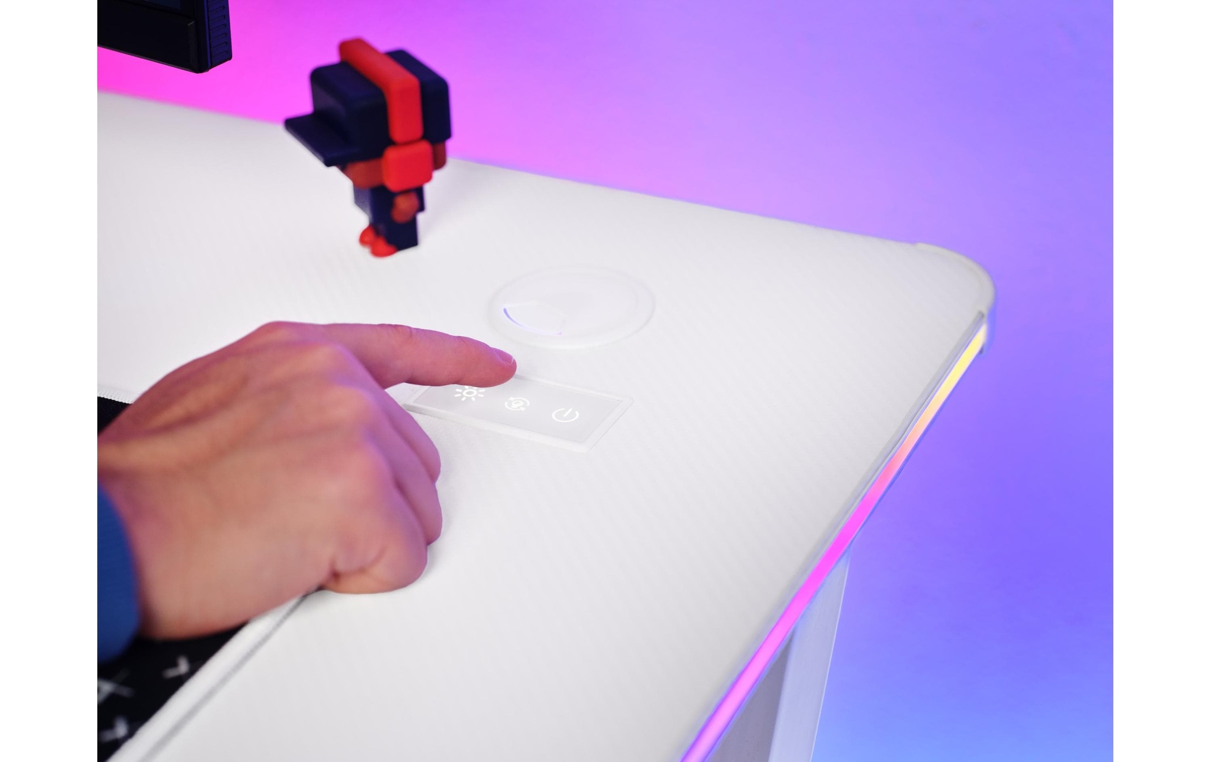 Trust Gamingtisch »GXT 709W Luminus RGB«