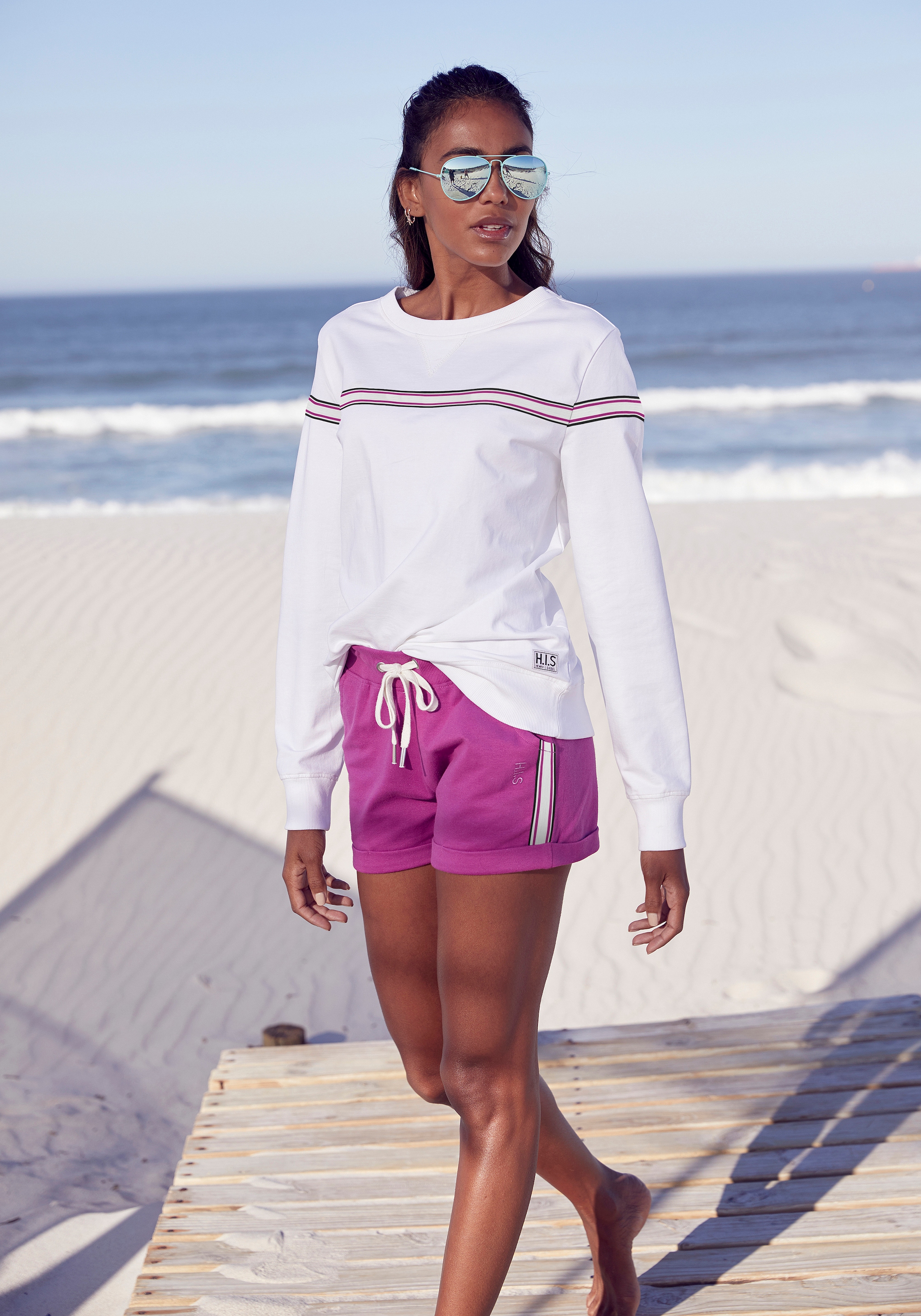 H.I.S Strandshorts  mit seitlichen Tapestreifen