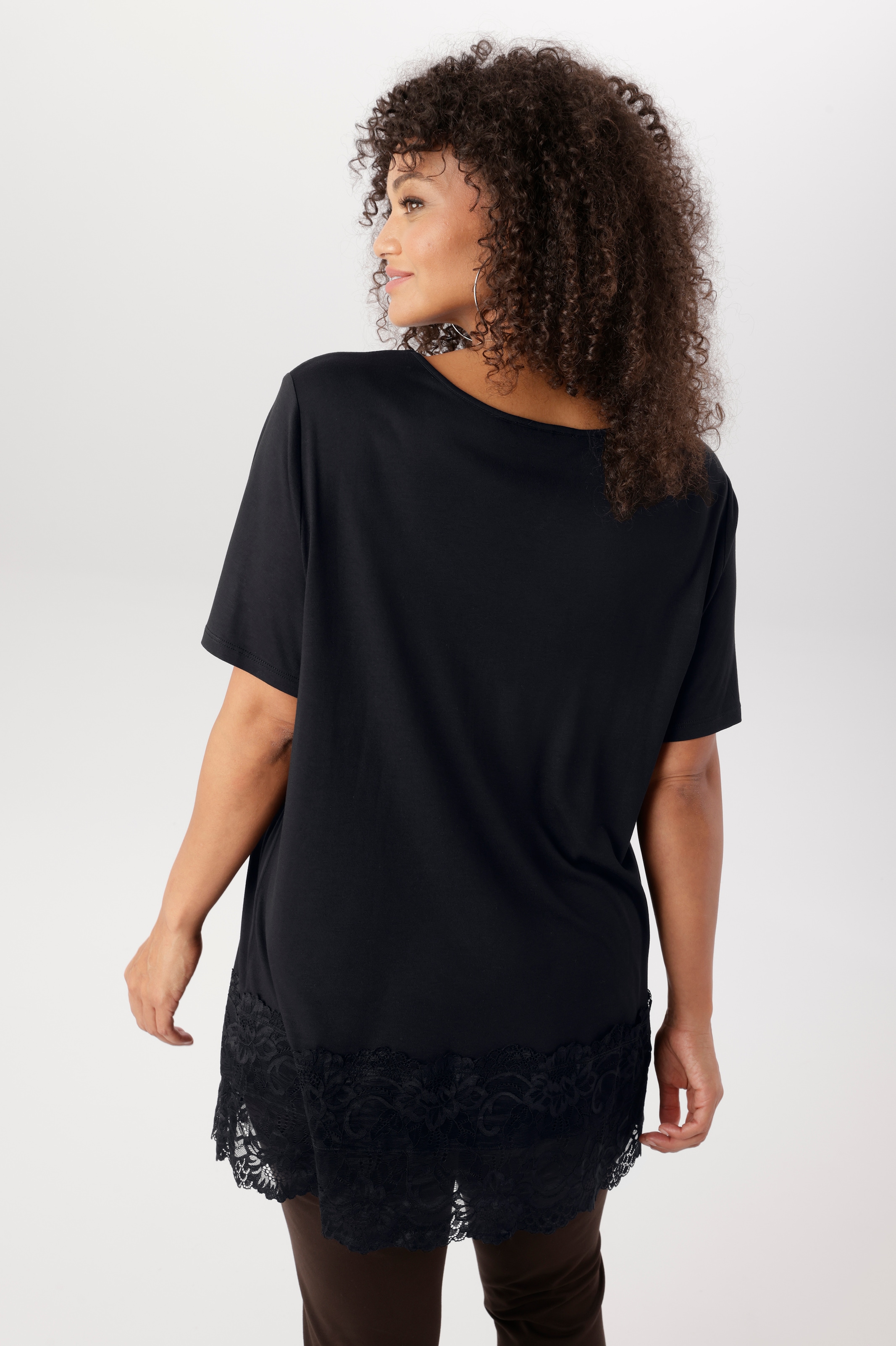 Aniston PLUS Chemise en dentelle avec pointe tendance à l'ourlet - NOUVELLE COLLECTION