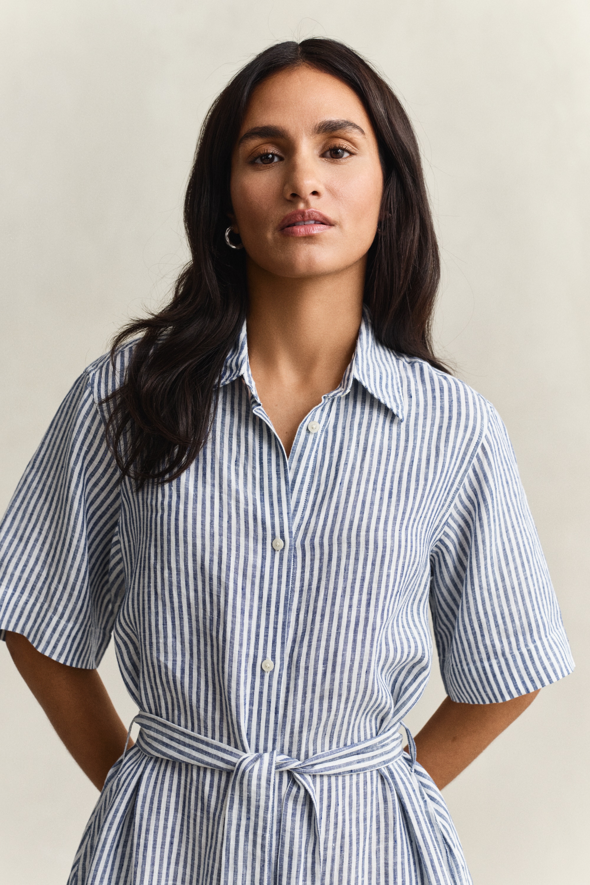 Gant Robe chemisier »STRIPED LINEN« Poches dans les coutures latérales Regular fit mit Bindegürtel
