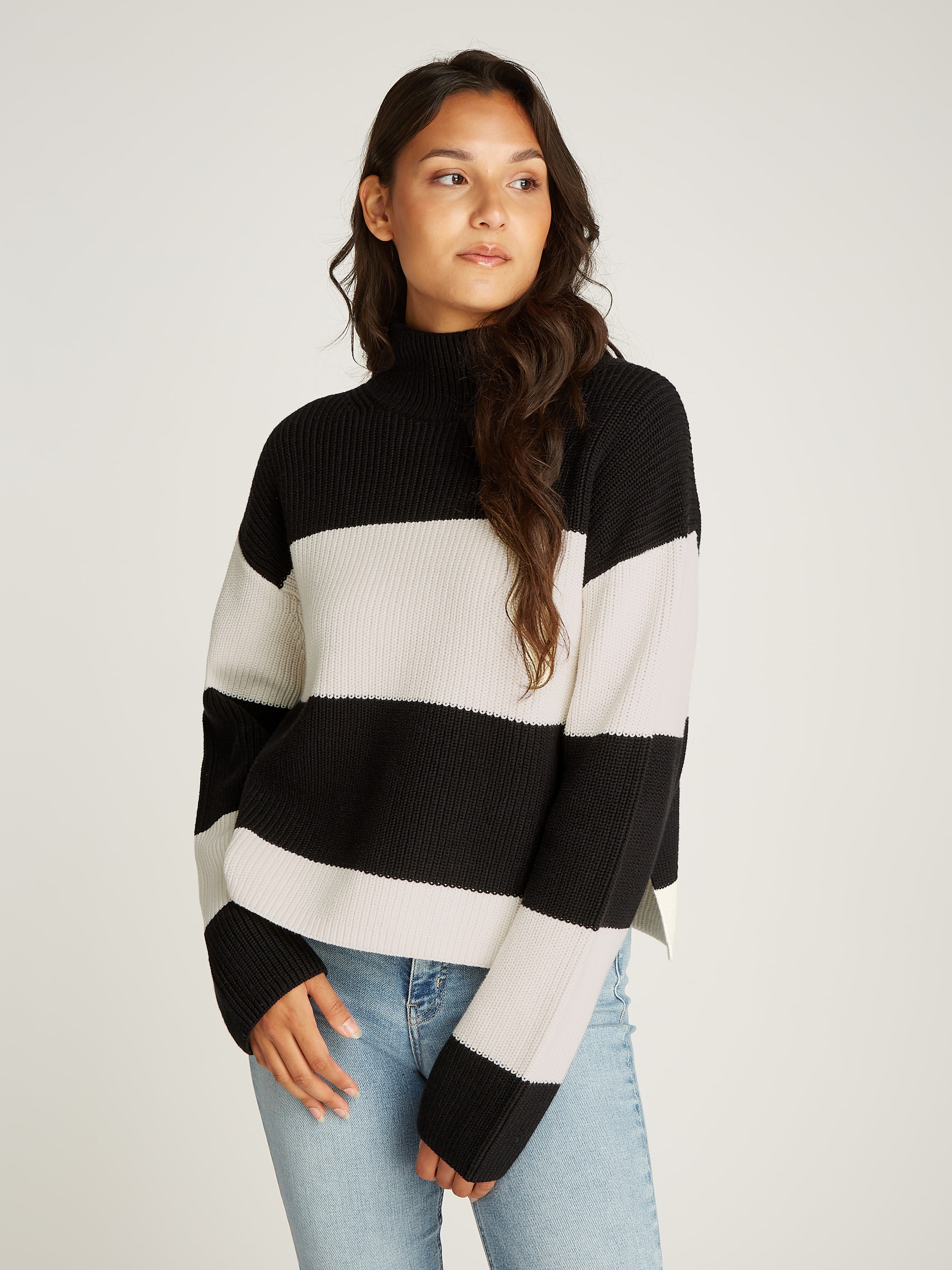 Rollkragenpullover »CHUNKY LOOSE HIGH NECK SWEATER«, mit Logopatch