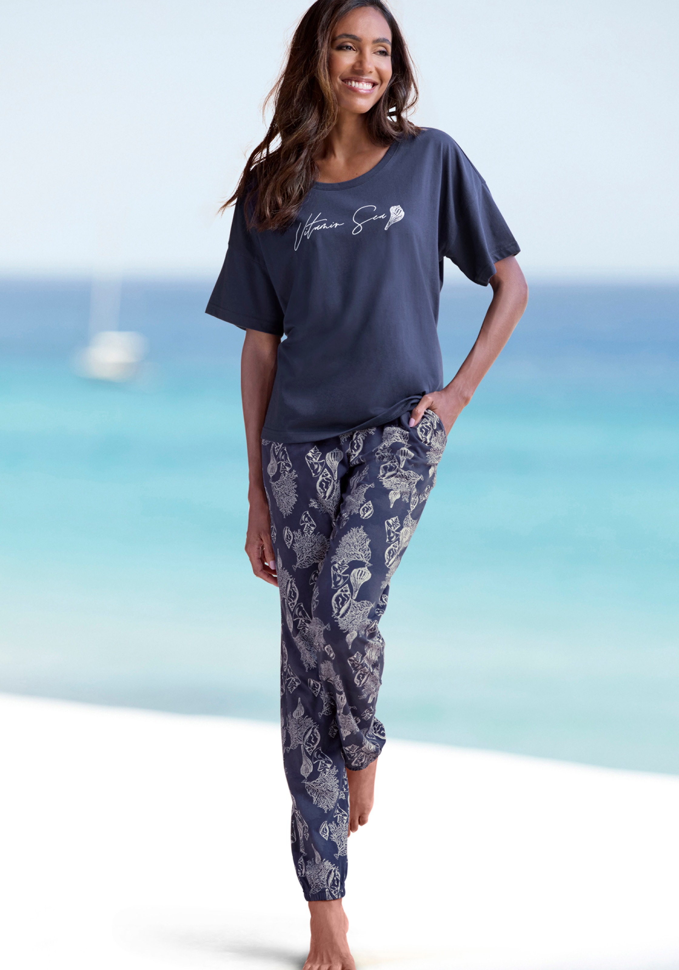 Image of Vivance Dreams Pyjama Set, 2 Allover-Druck