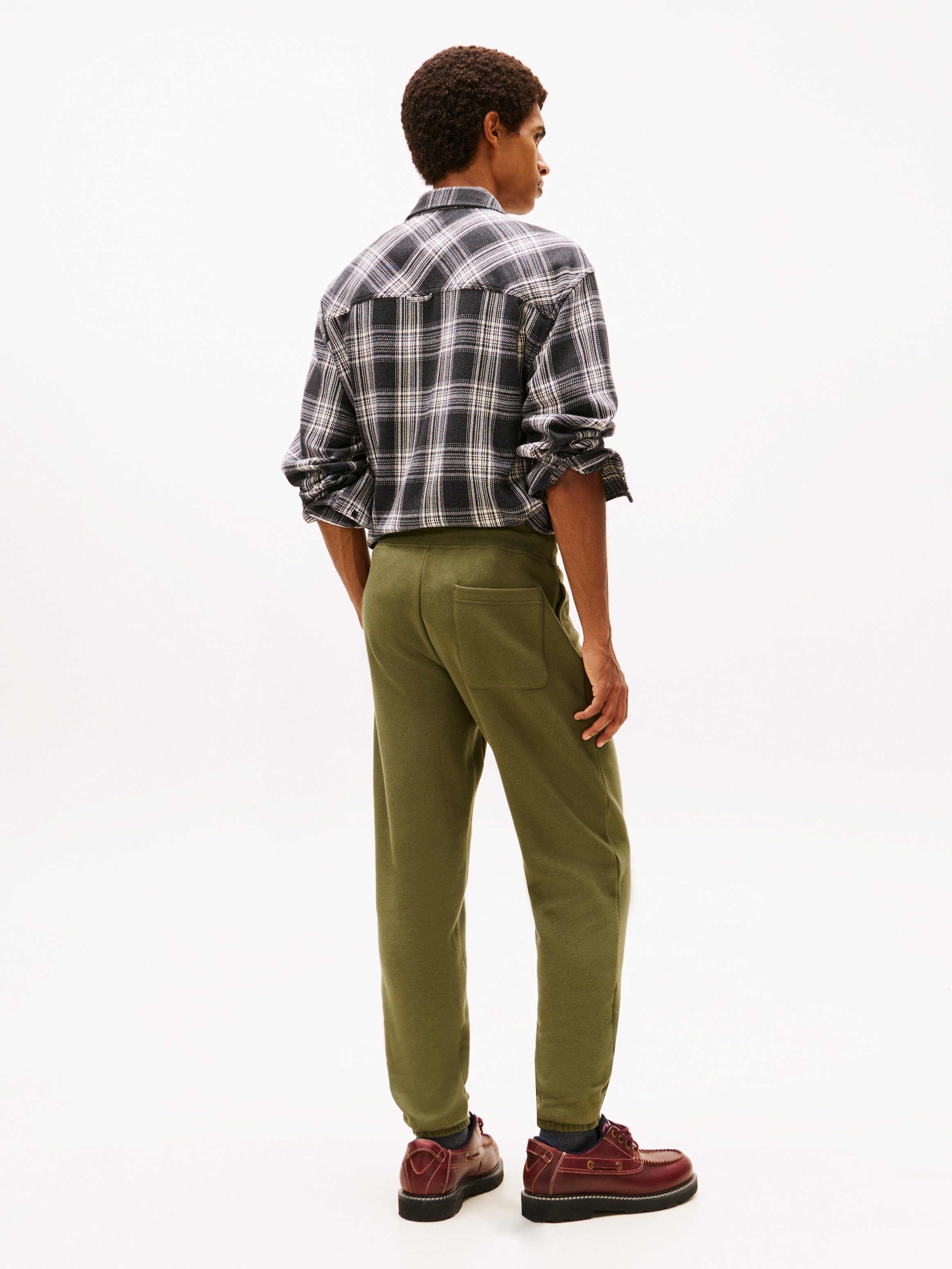 Tommy Jeans »TJM SLIM S FLAG SWEATPANT«  Mit Kordelzug