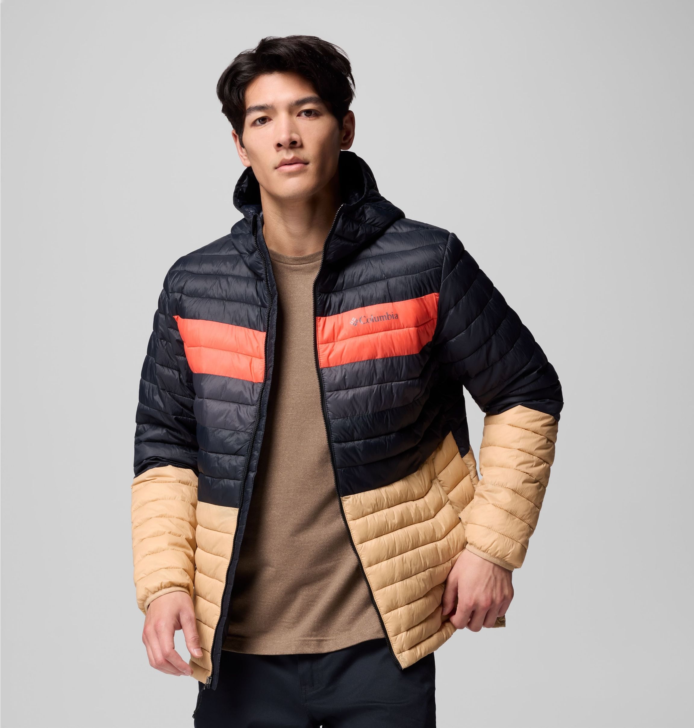 Image of Columbia Steppjacke "POWDER PASS HOODED JACKET" mit Kapuze sportlicher Stil mit Logodruck, wasserabweisend, wärmeisolierend