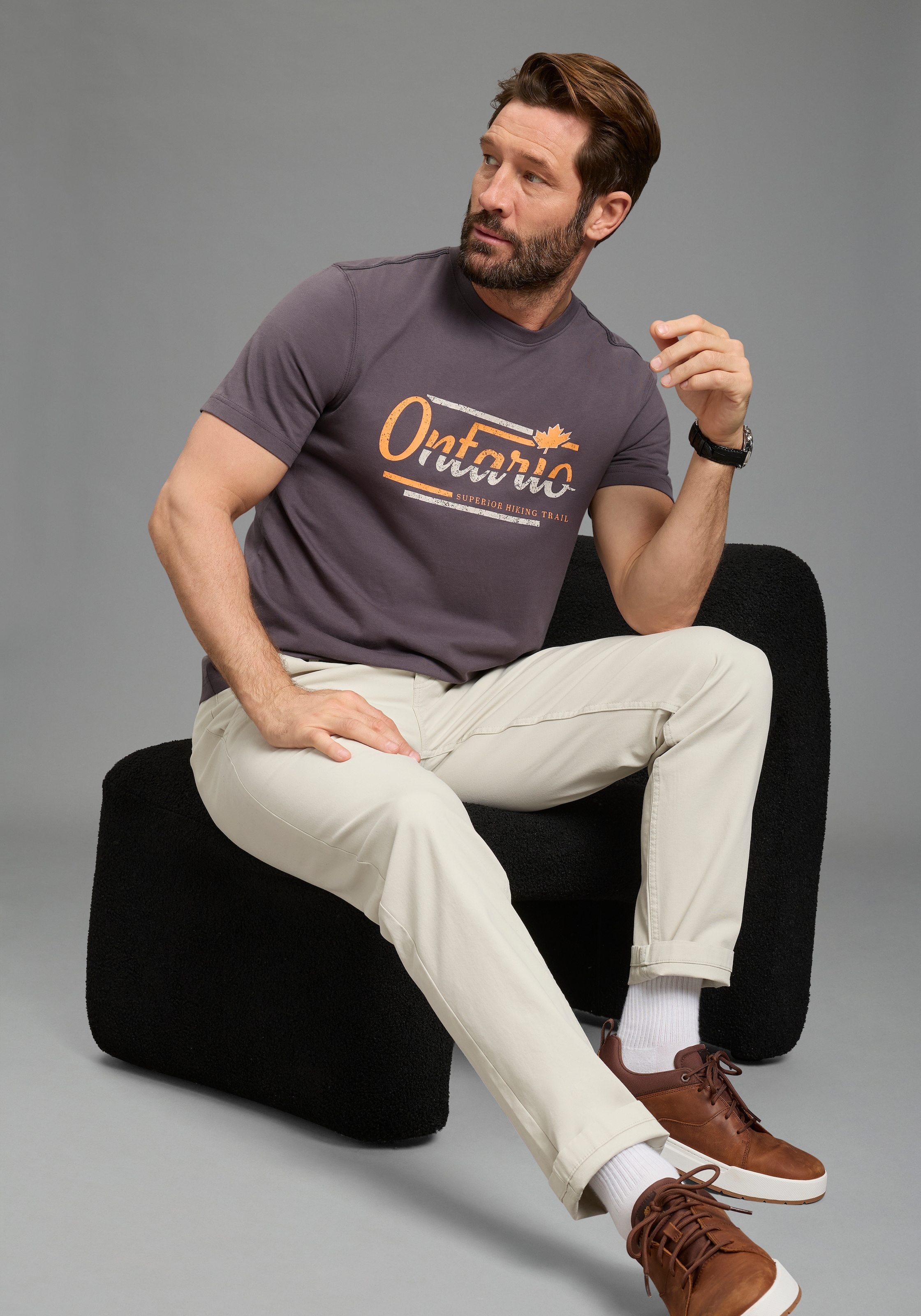 Man's World Rundhalsshirt »Neue Kollektion!« normale Passform, kurzarm, mit Print, bedruckte Optik