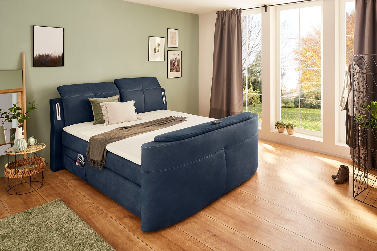 Jockenhöfer Gruppe Lit boxspring »Movie Star in der Grösse 180x200cm« avec élévateur TV escamotable et télécommande, appuie-têtes réglables