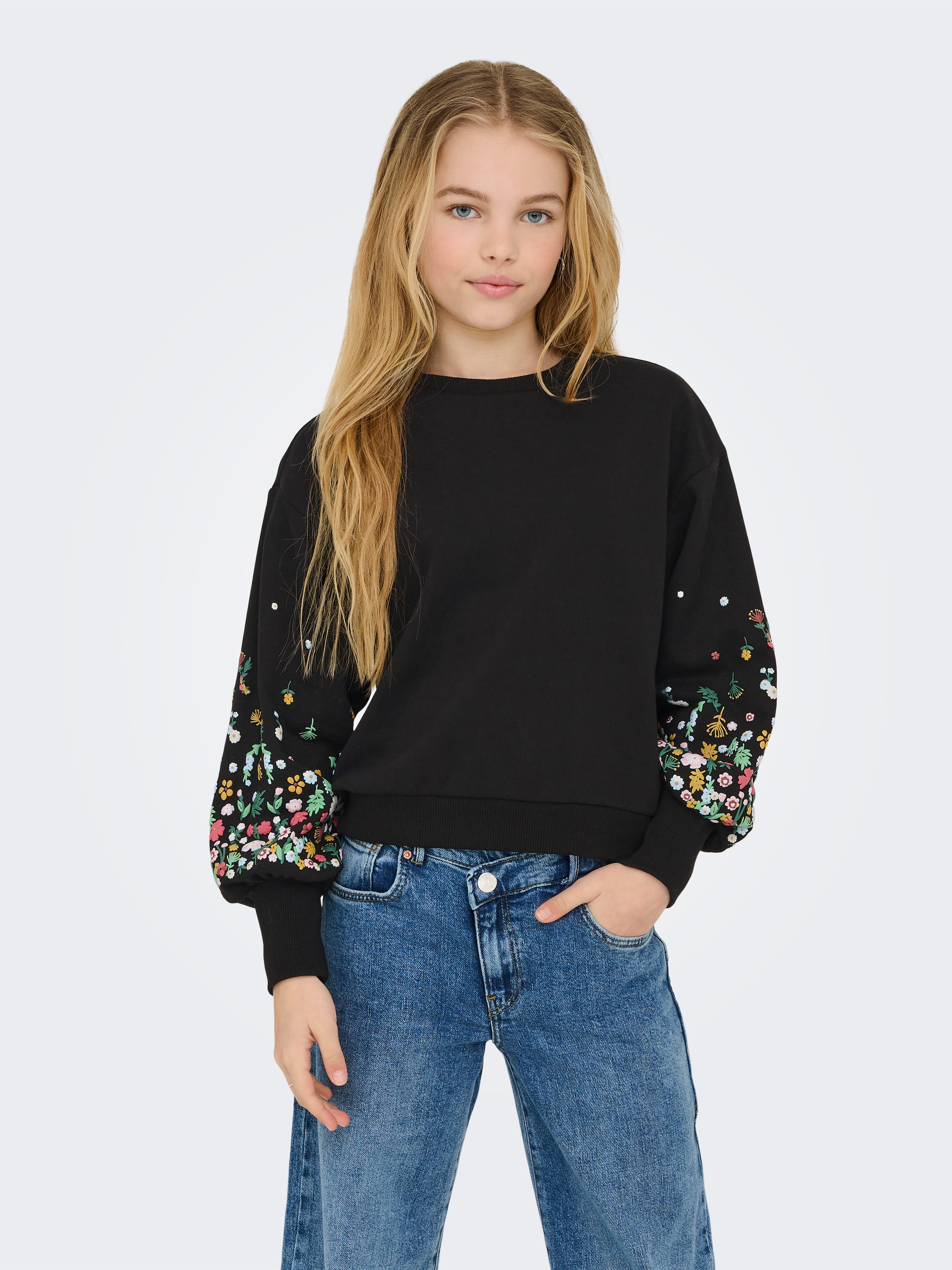 Image of KIDS ONLY Sweatshirt "KOGBROOKE L/S O-NECK FLOWER SWT NOOS", Baumwollmischung, regular fit