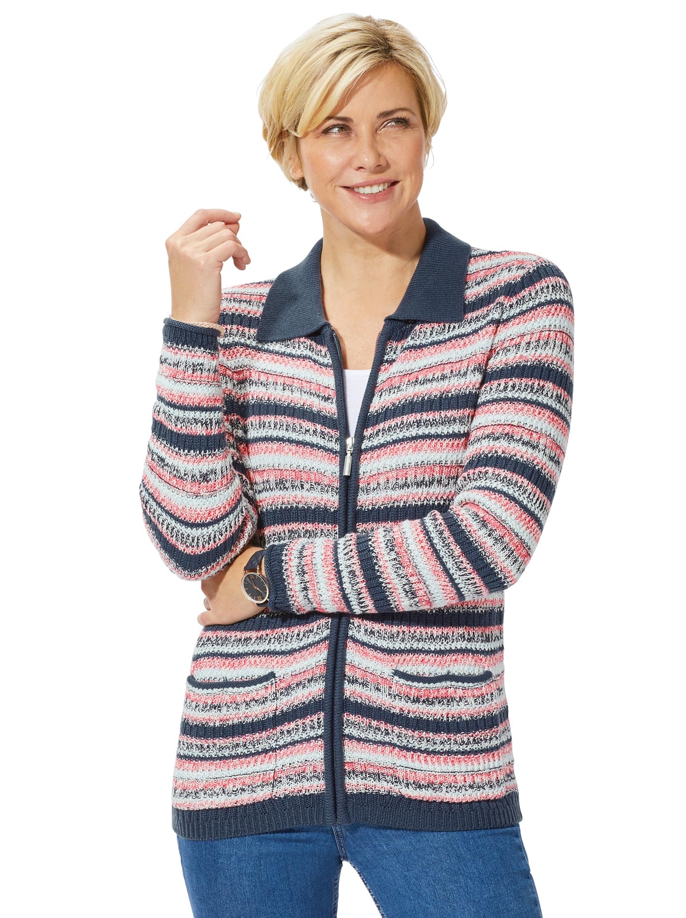 Strickjacke mit 2 aufgesetzten Taschen