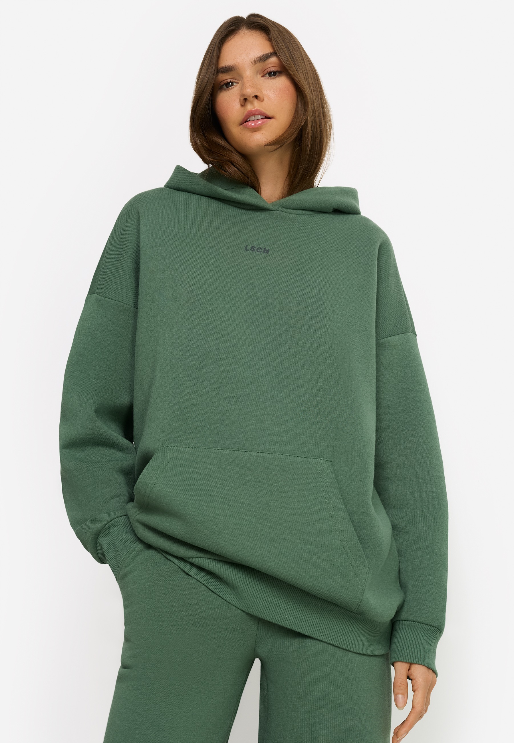 Image of LSCN by LASCANA Hoodie, mit aufgesetzter Kängurutasche