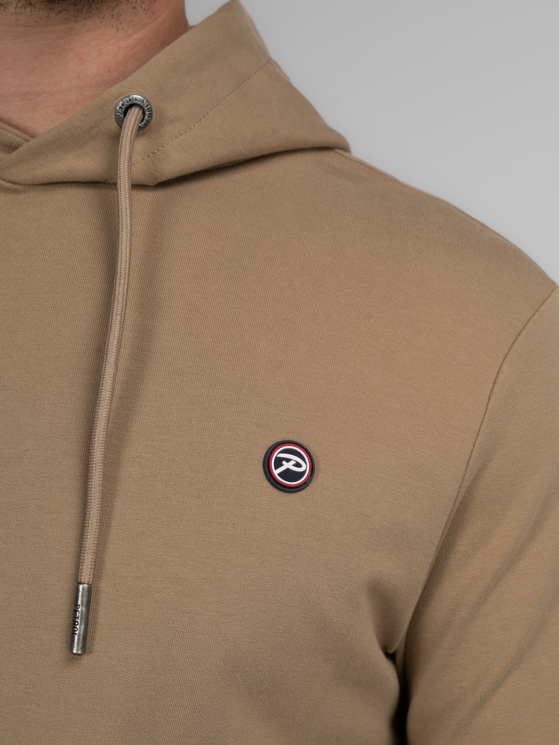 Petrol Industries Pull , mit Kängurutasche
