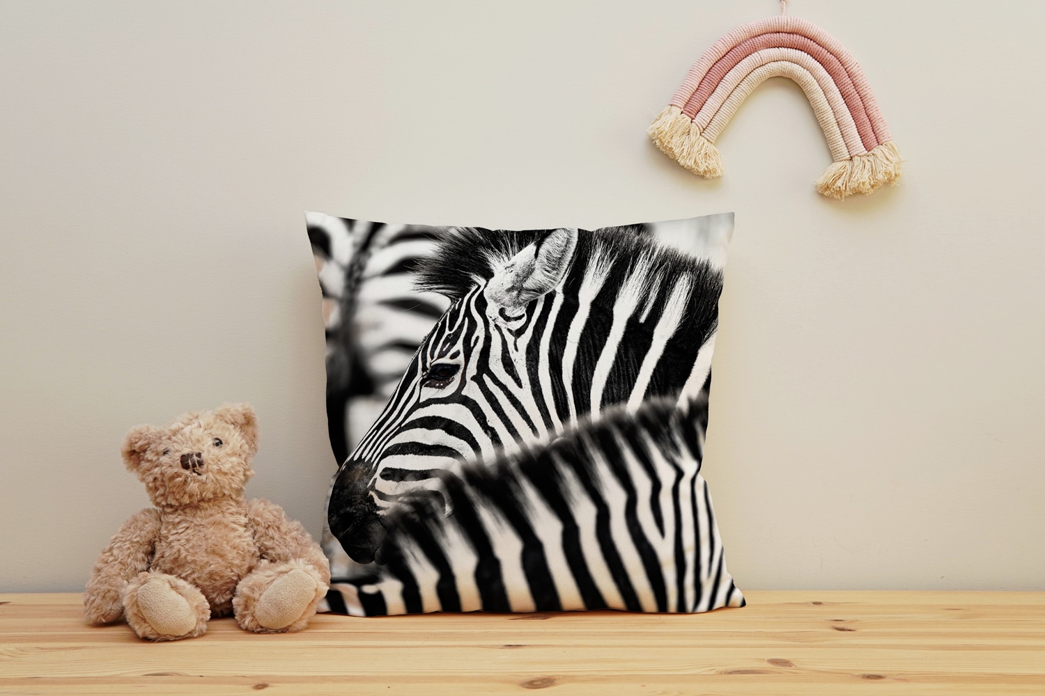Image of queence Dekokissen "Zebra Herde" Kissenhülle mit HD Premium Druck, geruchsneutral, 40x40cm