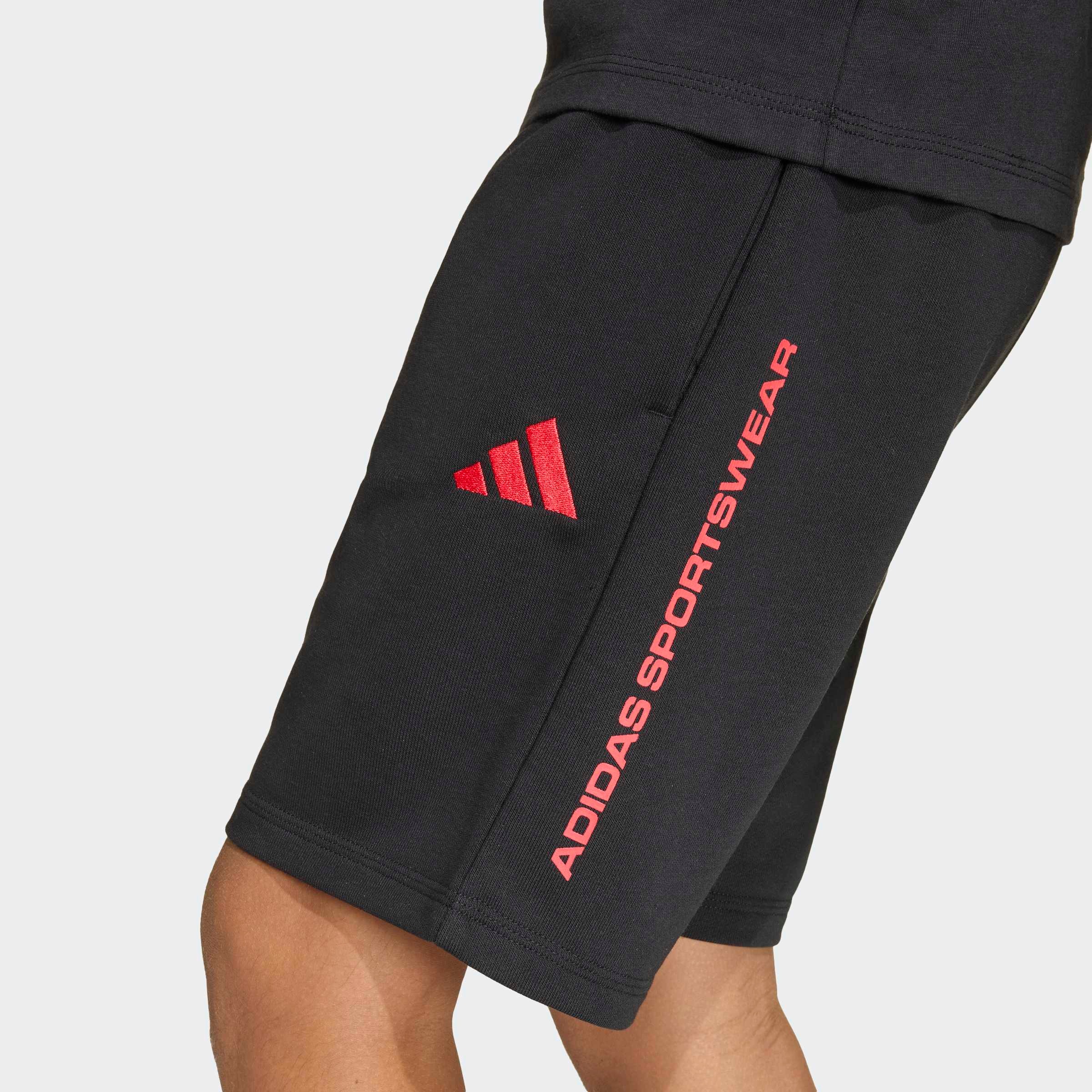 adidas Sportswear Short »ADIDAS JUNGEN FRENCH TERRY SLOGAN KINDER«  aus Baumwolle und Polyester, mit weitenregulierbarem Kordelzug