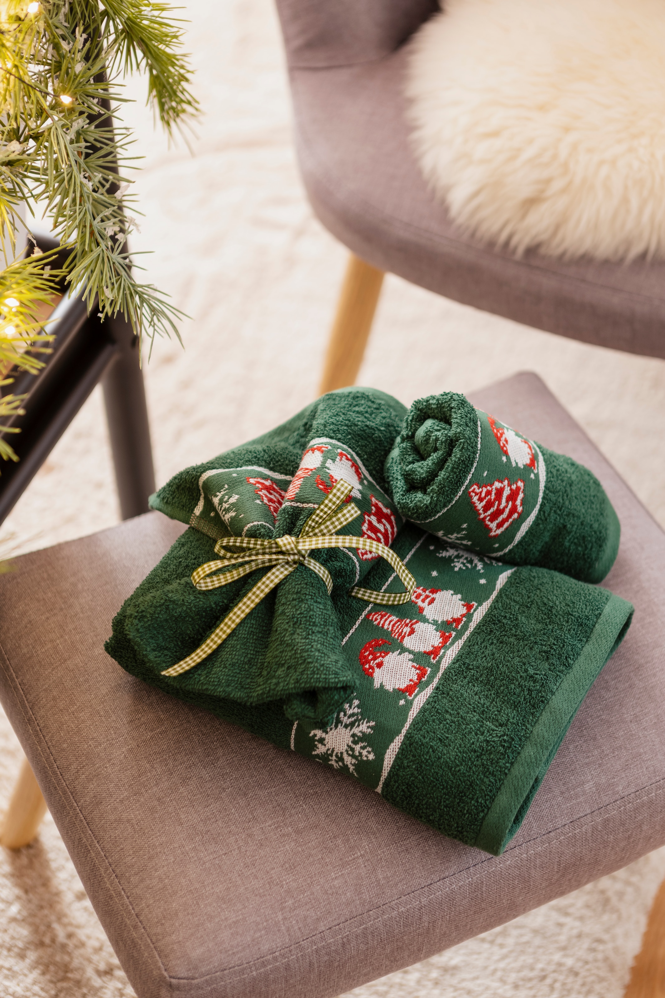 my home Handtuch Set »Weihnachten«, Set, 3 tlg., Walkfrottee, mit Sternen &  Bordüre, weihnachtliches Handtuchset, 100% Baumwolle bequem kaufen