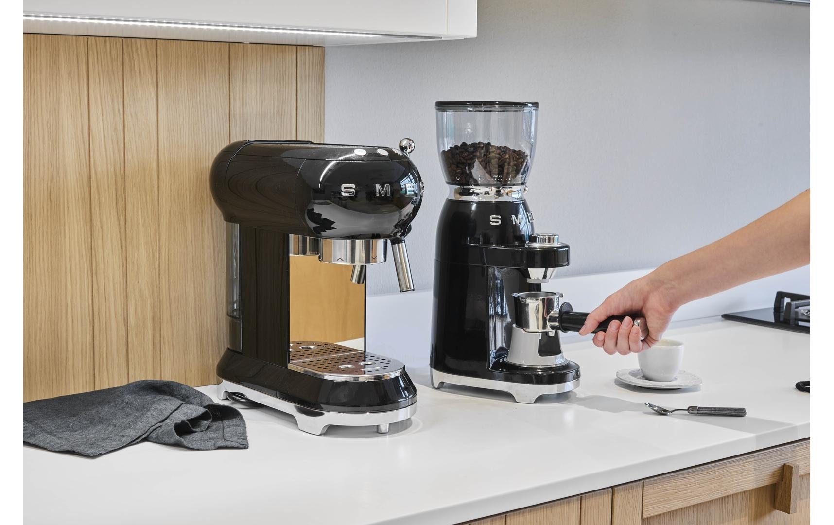Smeg Kaffeemühle »50's Style«, 150 W, 350 g Bohnenbehälter