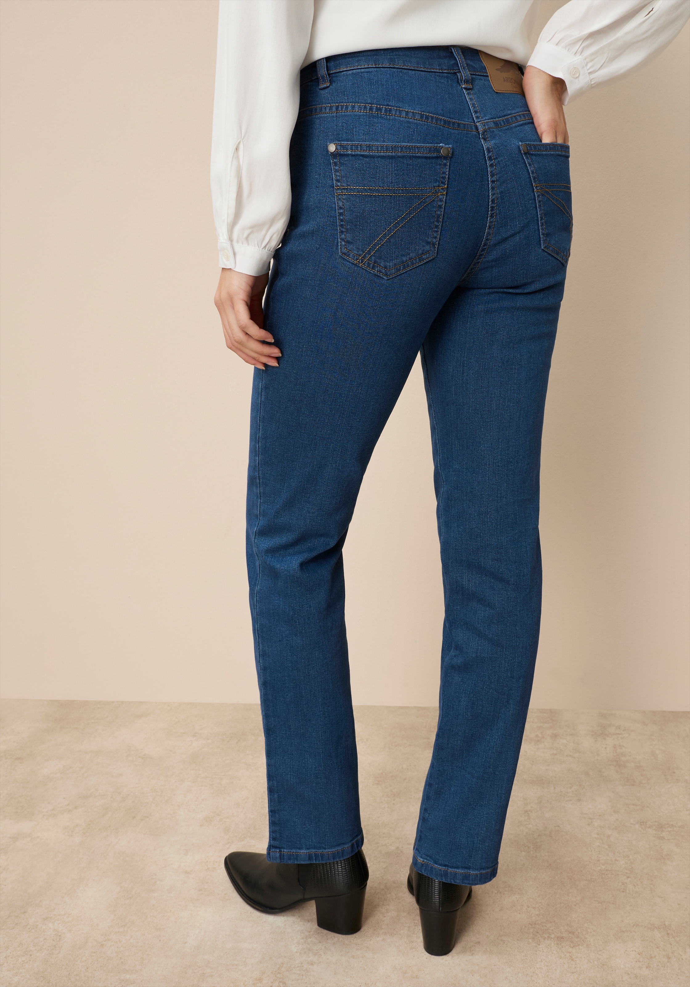Arizona Gerade Jeans »Annett« bequeme Passform,  5-Pocket-Style,  hohe Taille