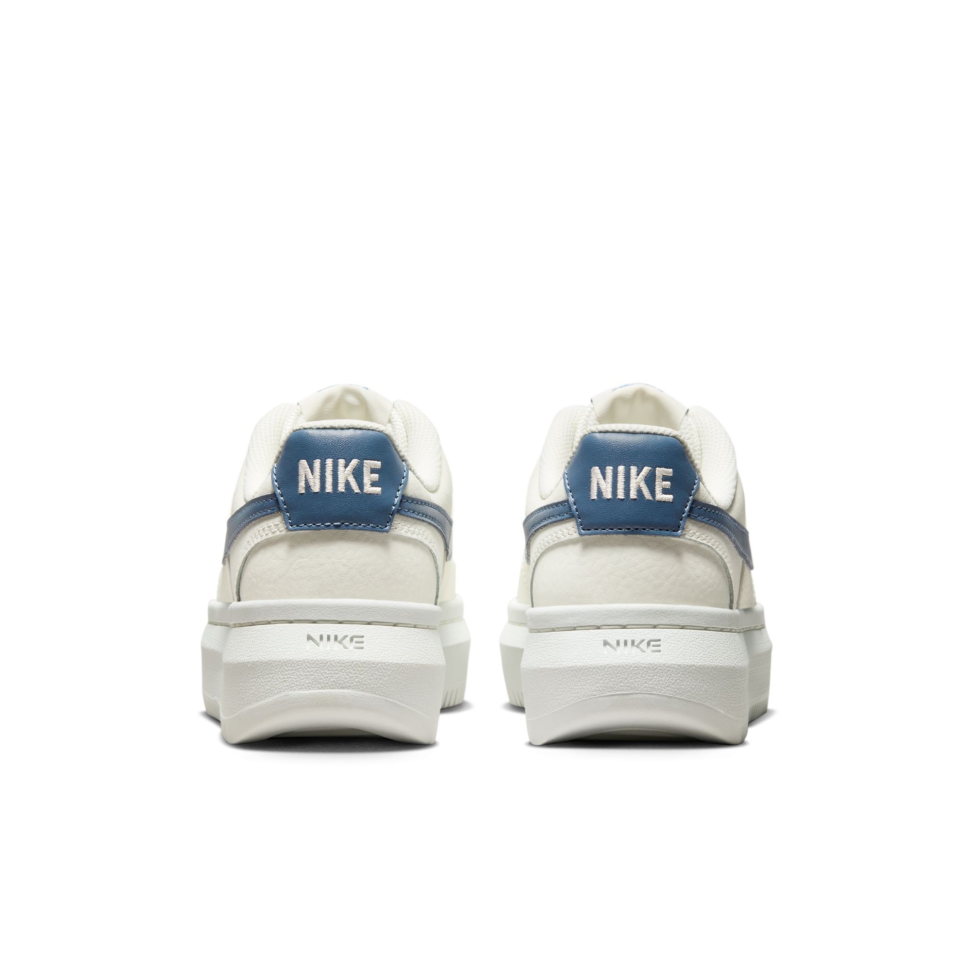 Nike Sportswear Sneaker »COURT VISION ALTA«, Design auf den Spuren des Air Force 1