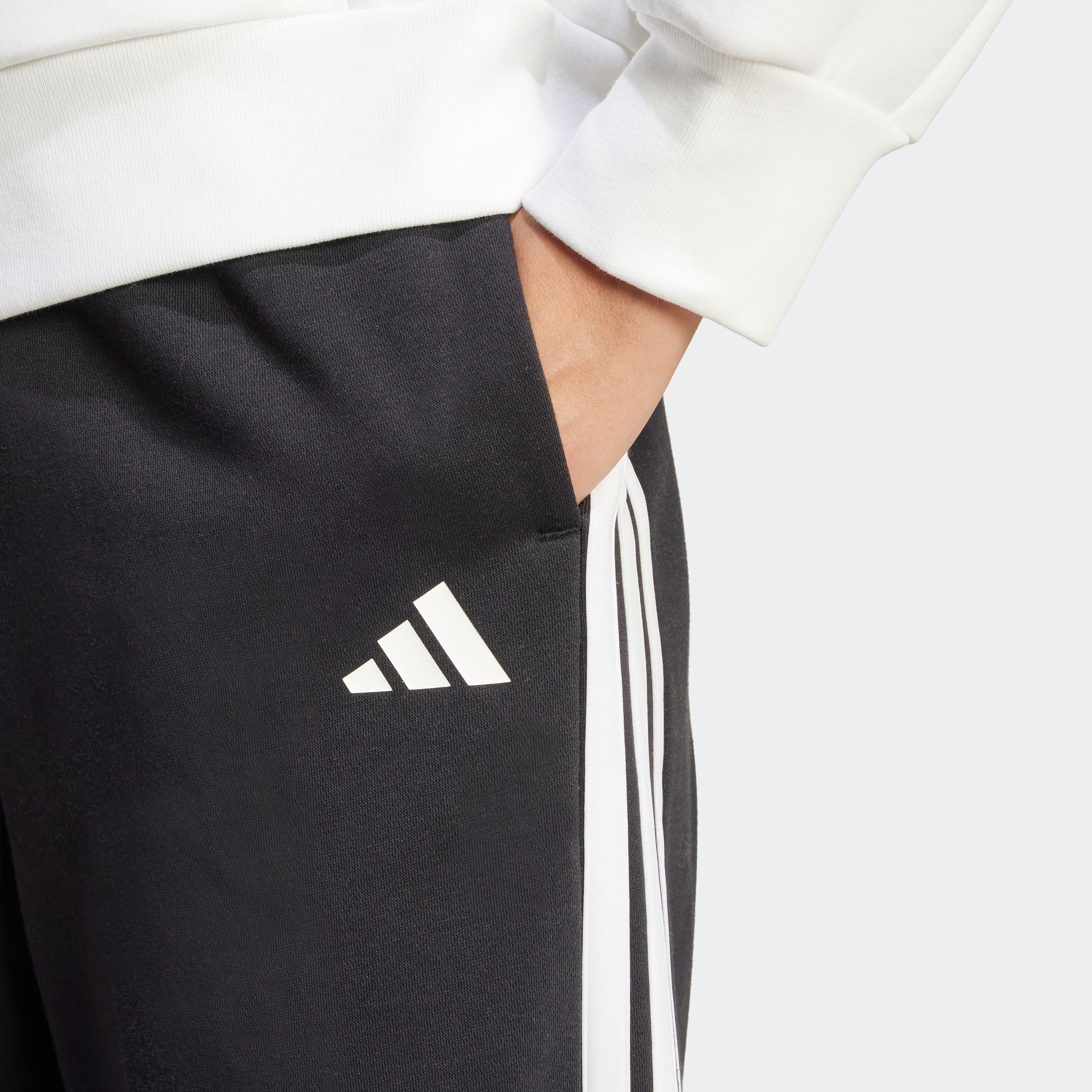 adidas Sportswear Pantalon de sport »W TIRO FL PT«