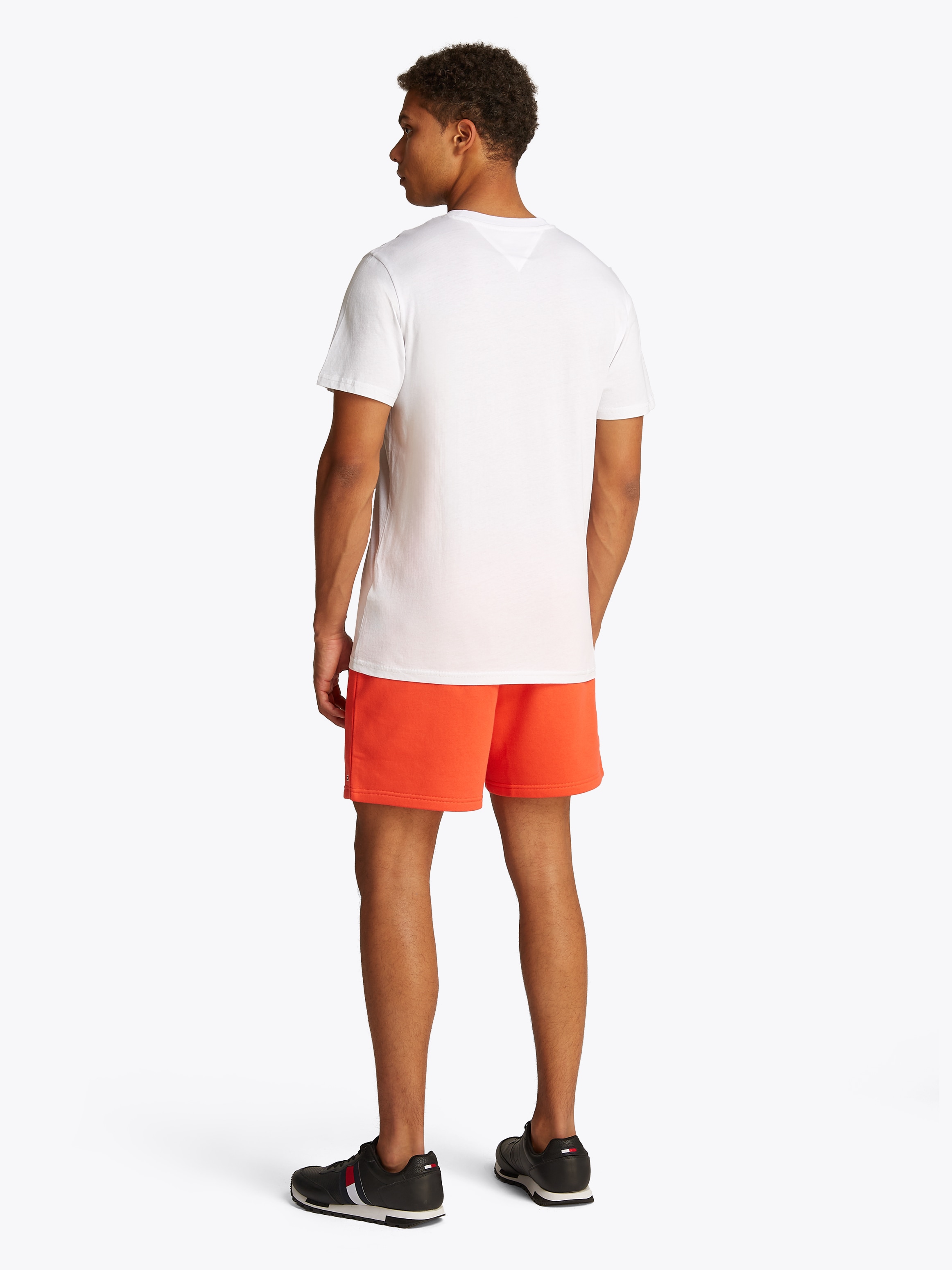 Tommy Jeans T-Shirt »TJM SLIM 2PACK S/S FLAG DNA TEE«, (Packung, 2er), mit grossem Logodruck auf der Brust