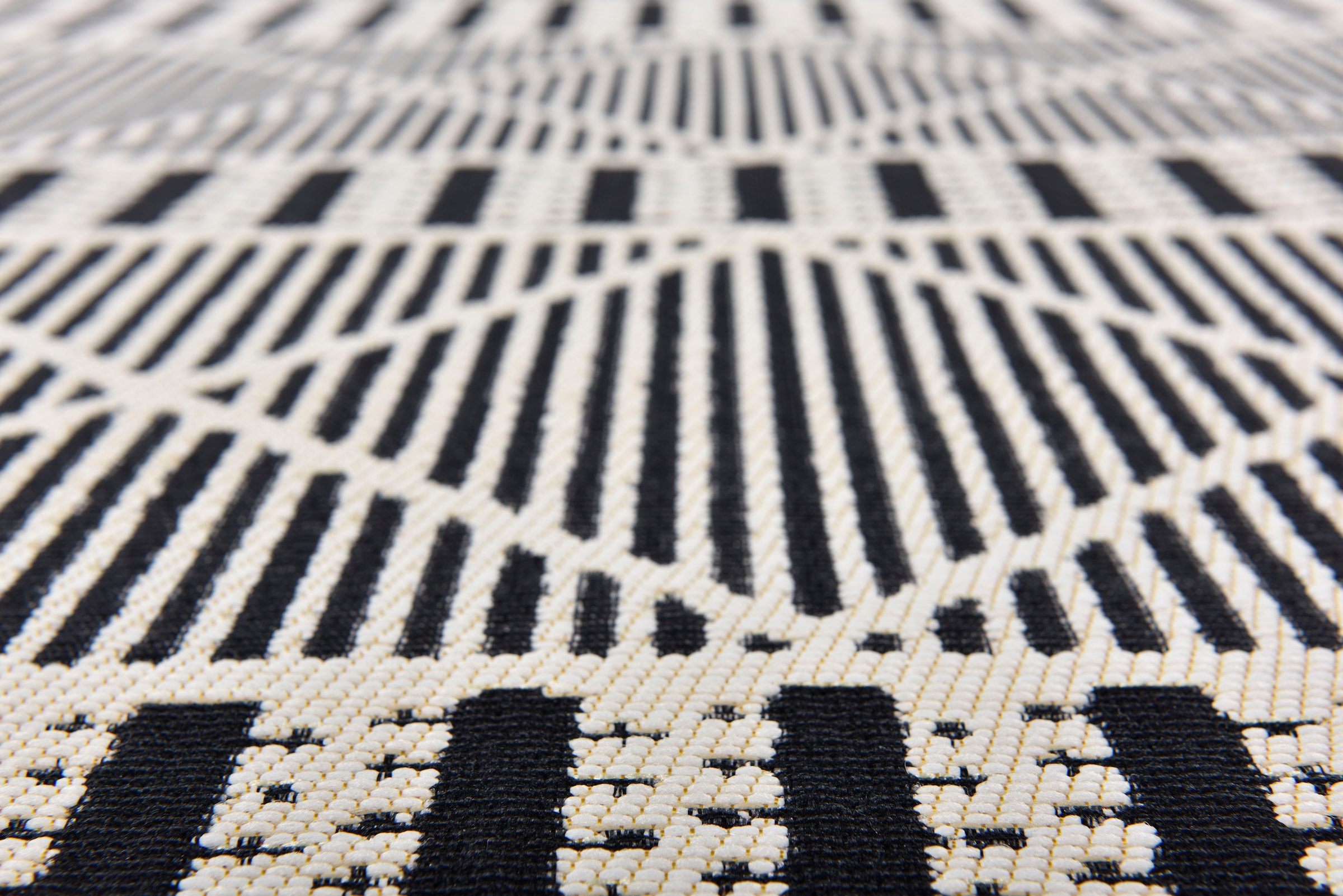 TOM TAILOR HOME Teppich »Funky Outdoor Geometric«, rechteckig, 5 mm Höhe, Flachgewebe, modernes Rauten Design, Outdoor geeignet, Wohnzimmer