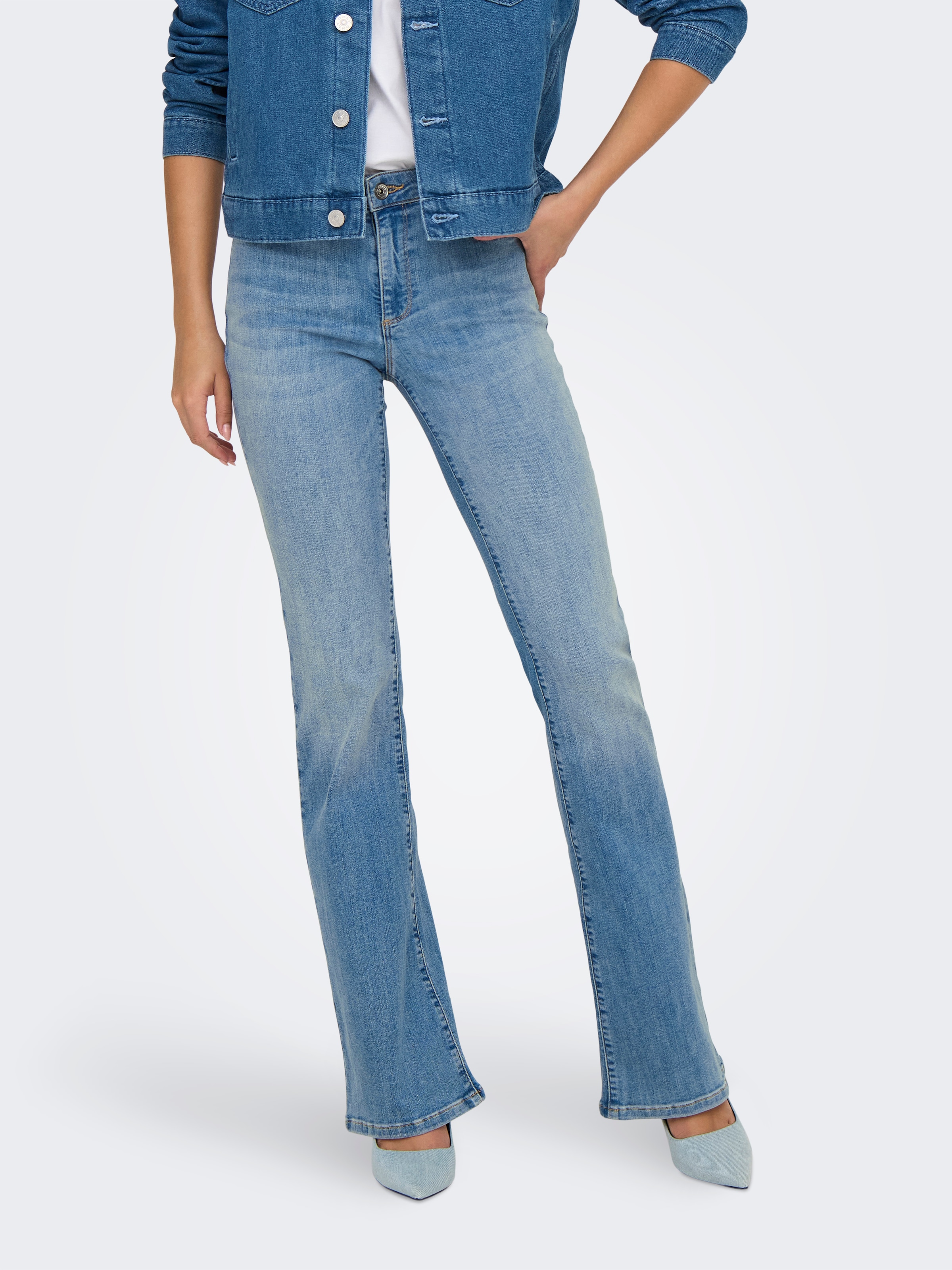 ONLY Bootcut-Jeans »ONLANN MID FLARED DNM SOO611 NOOS«