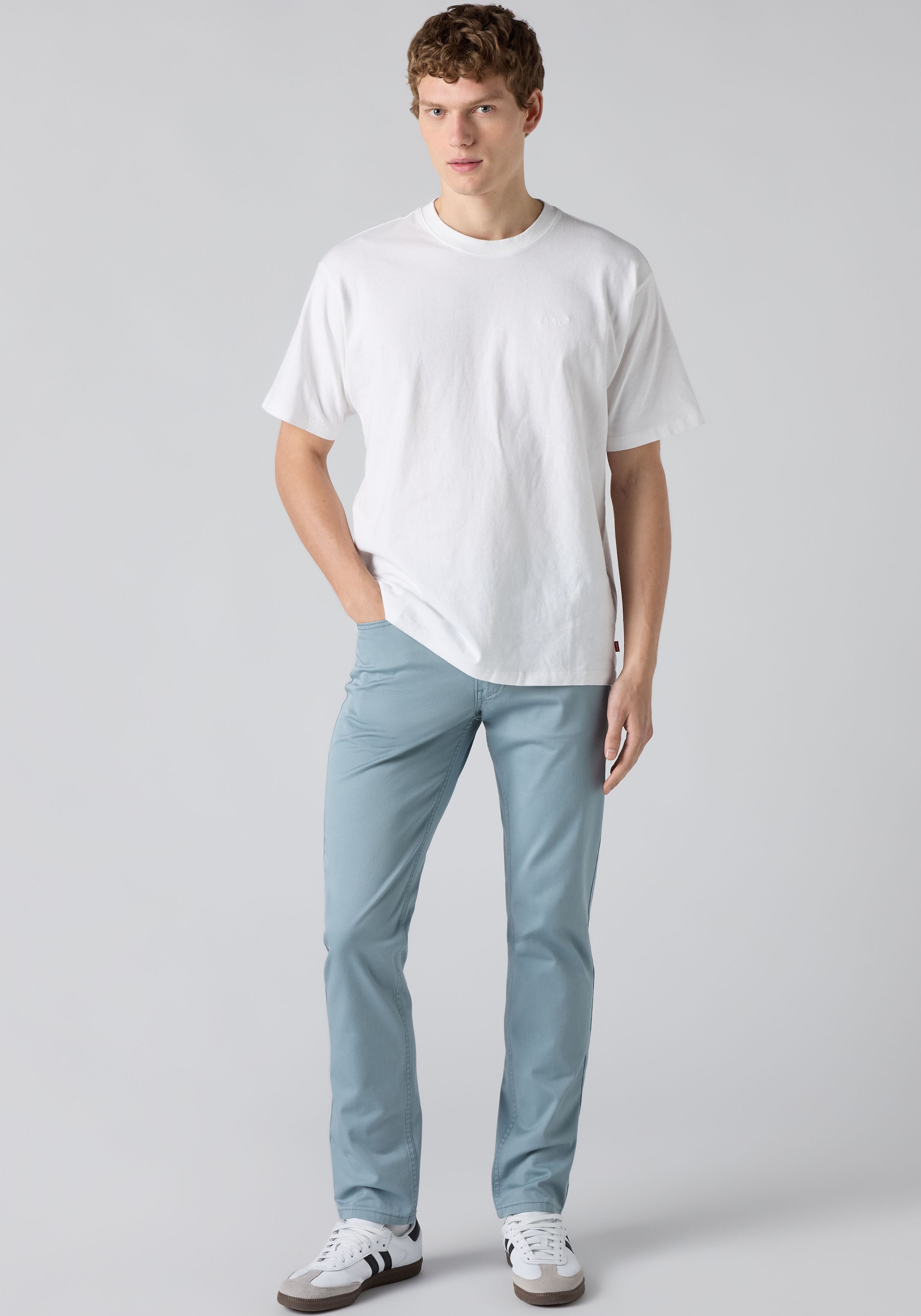 Levi's® Slim-fit-Jeans »511 SLIM« mit grossem Logo-Badge
