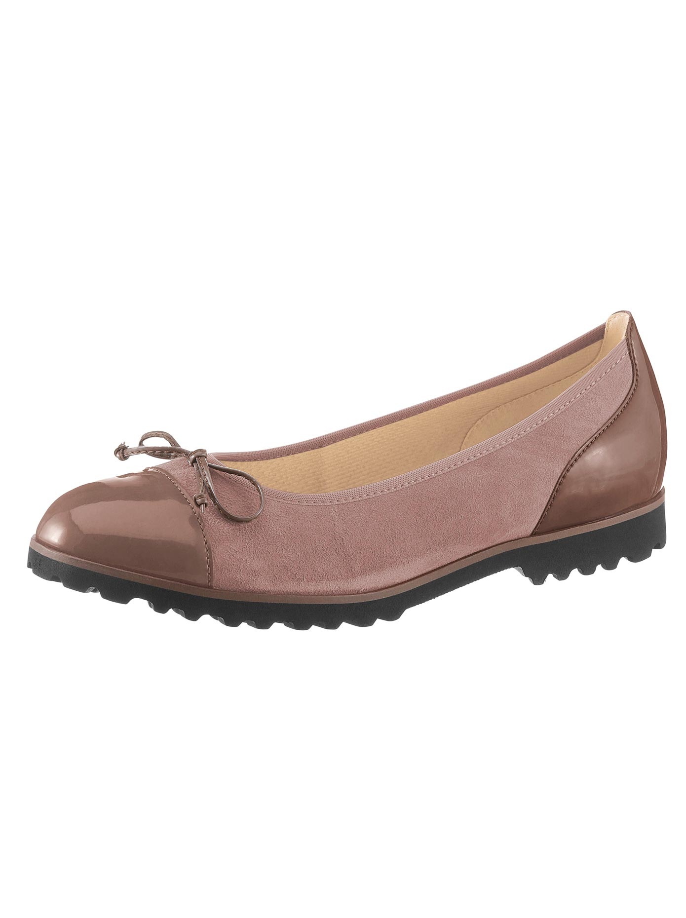 Ballerina mit schmückendem Schleifchen