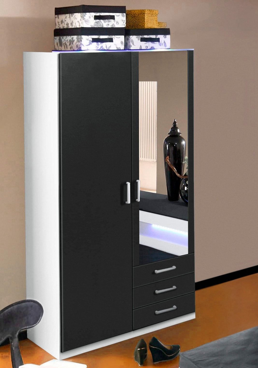 priess Kleiderschrank »Amsterdam« mit oder ohne LED-Beleuchtung