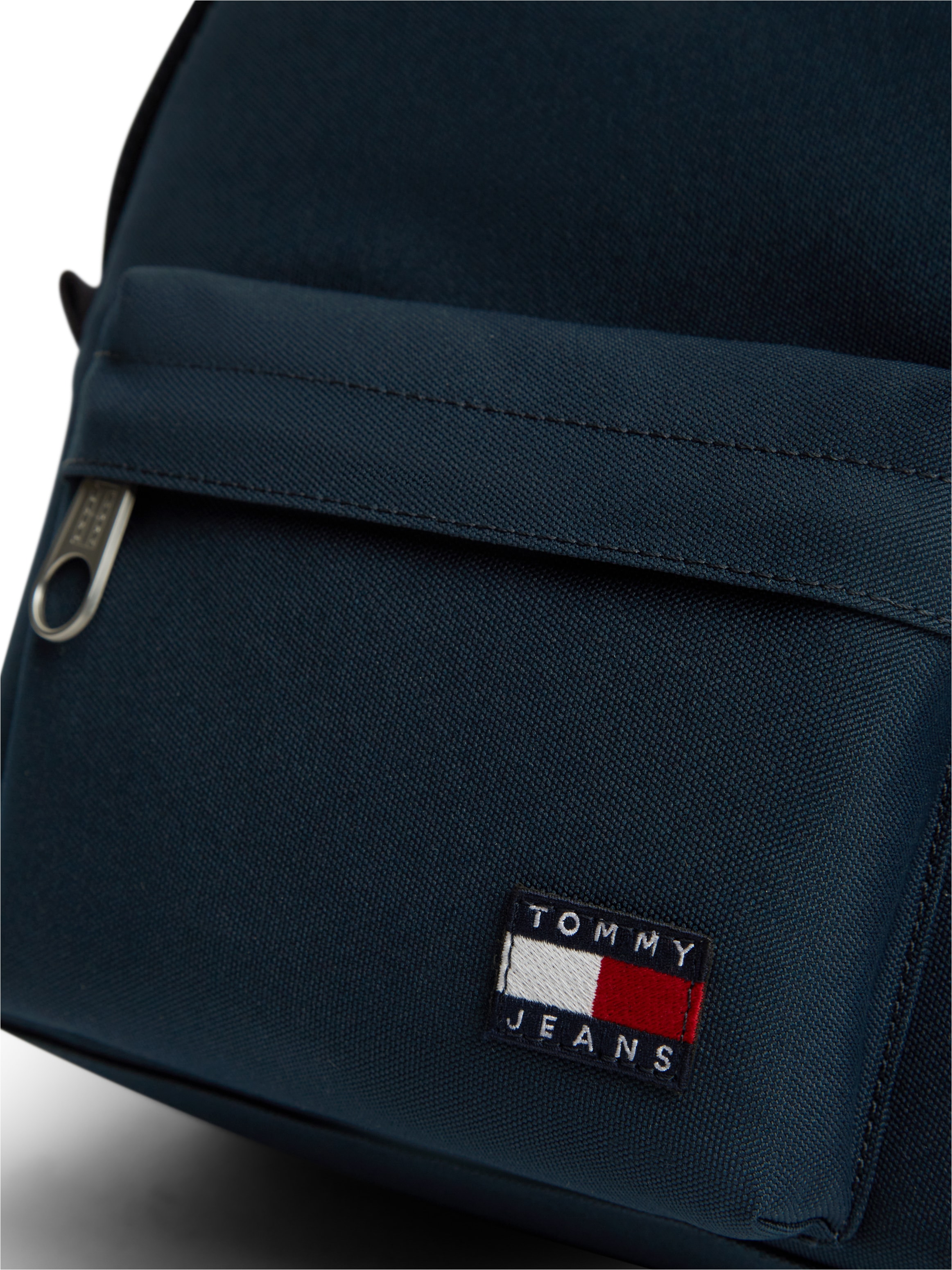 Tommy Jeans Sac à dos de ville »TJW ESS DAILY DOME BACKPACK« sac à dos de loisirs femme avec écusson logo typique