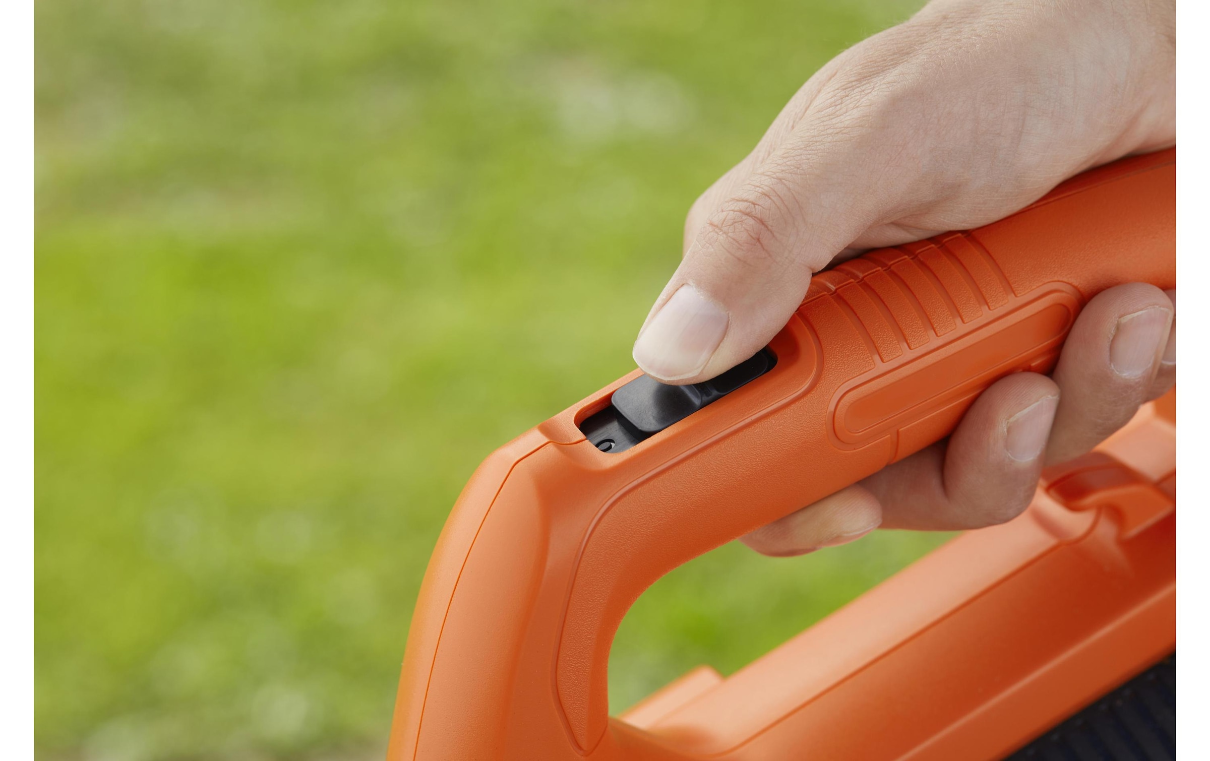 Black + Decker Laubsauger »BCBL200L mit Akku und Ladegerät«