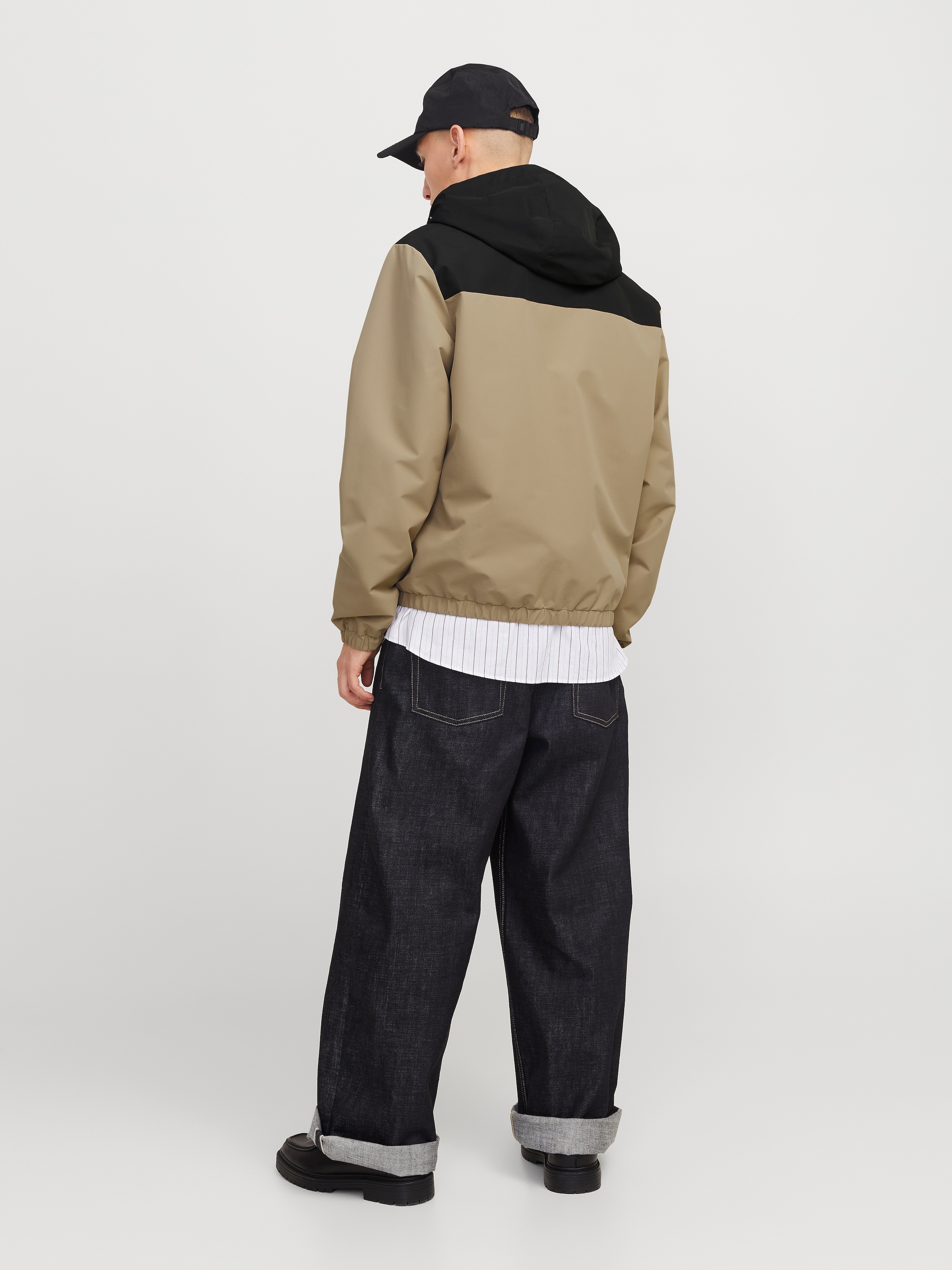Jack & Jones Blouson »JJELEGACY LIGHT JACKET HOOD NOOS«, mit Kapuze, mit Logo Schriftzug