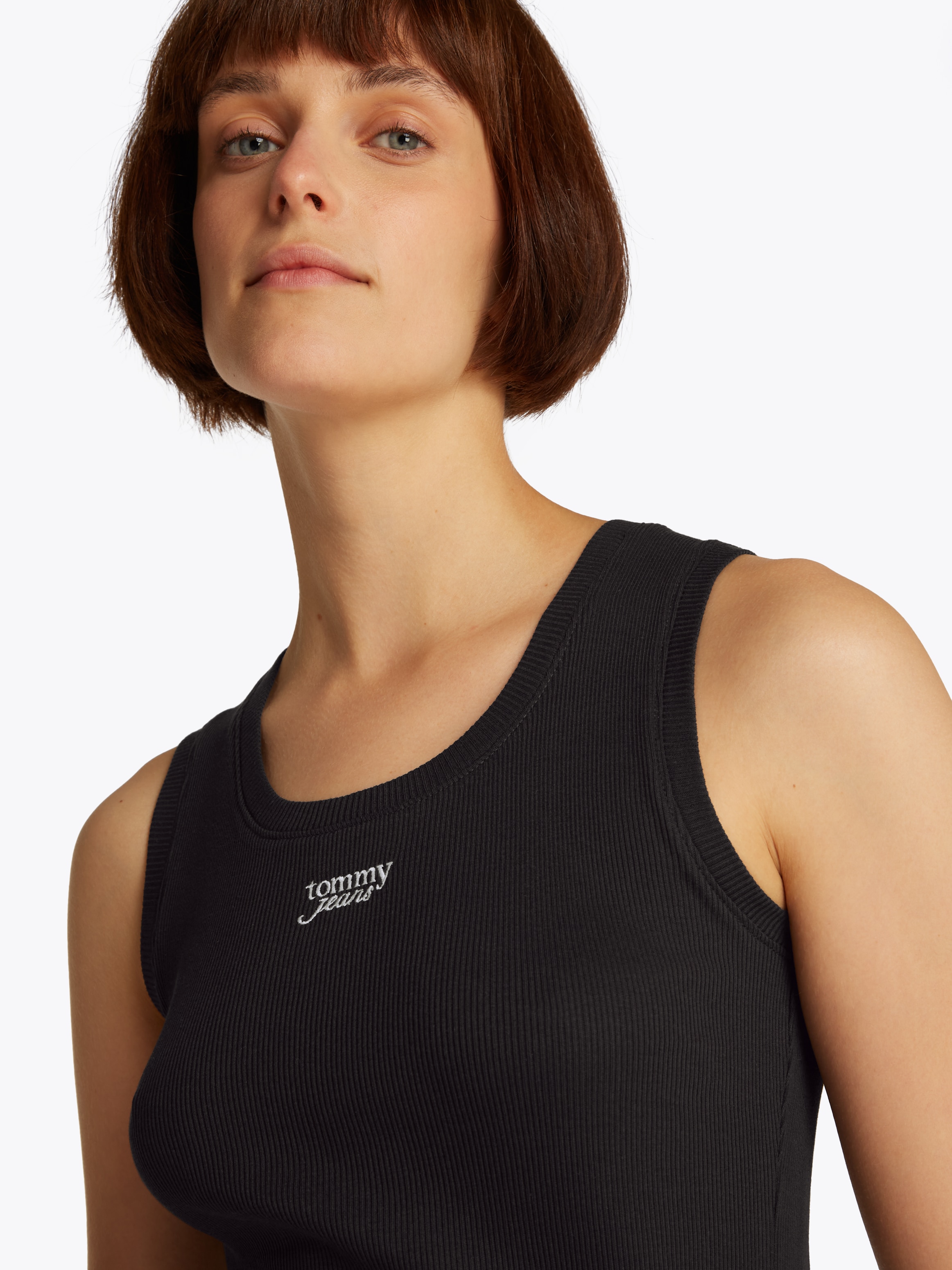 Tommy Jeans Tanktop »TJW SLIM SCRIPT RIB TANK TOP«, mit Logostickerei