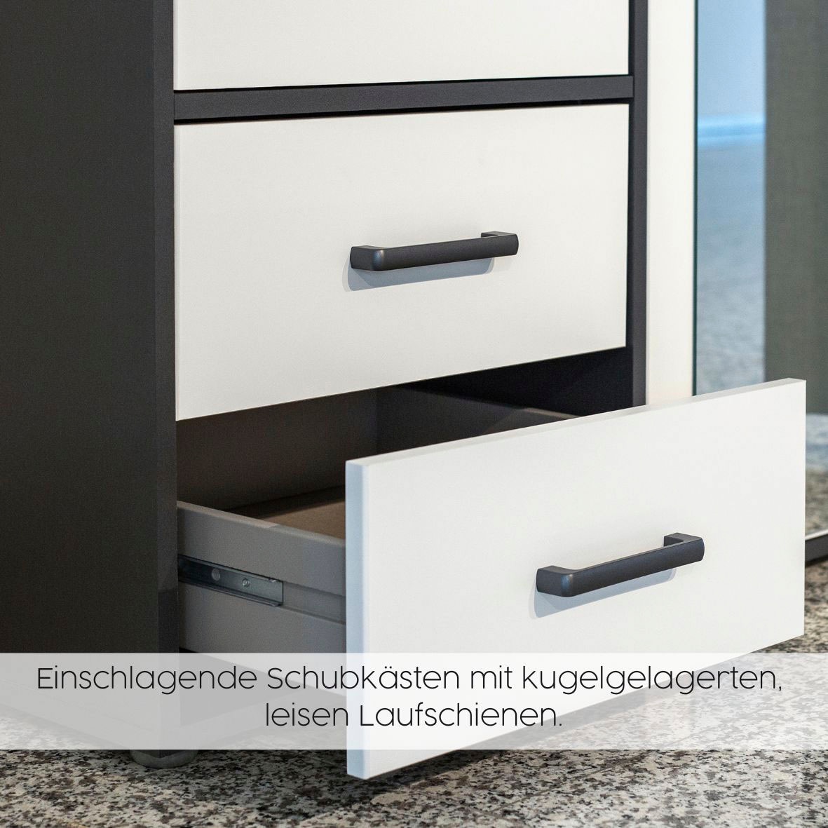rauch Drehtürenschrank »Kleiderschrank Schrank Garderobe Wäscheschrank VOYAGER« in 3 verschiedenen Ausstattungen BASIC/CLASSIC/PREMIUM,  mit 2 modernen Griffvarianten, mit Aussenschubladen MADE IN GERMANY