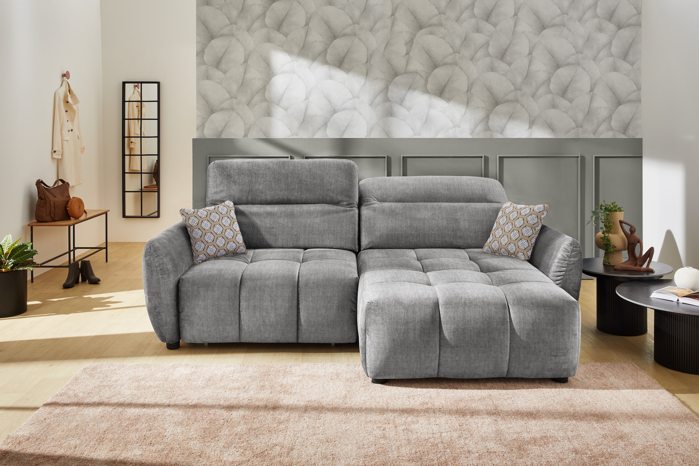 Image of Jockenhöfer Gruppe Ecksofa "Zoom L-Form, B: 263 cm, mit 60 cm elektr. Sitztiefenverstellung" 140kg Belastbarkeit, USB-Anschluss, Kopfteilverstellung & Zierkissen