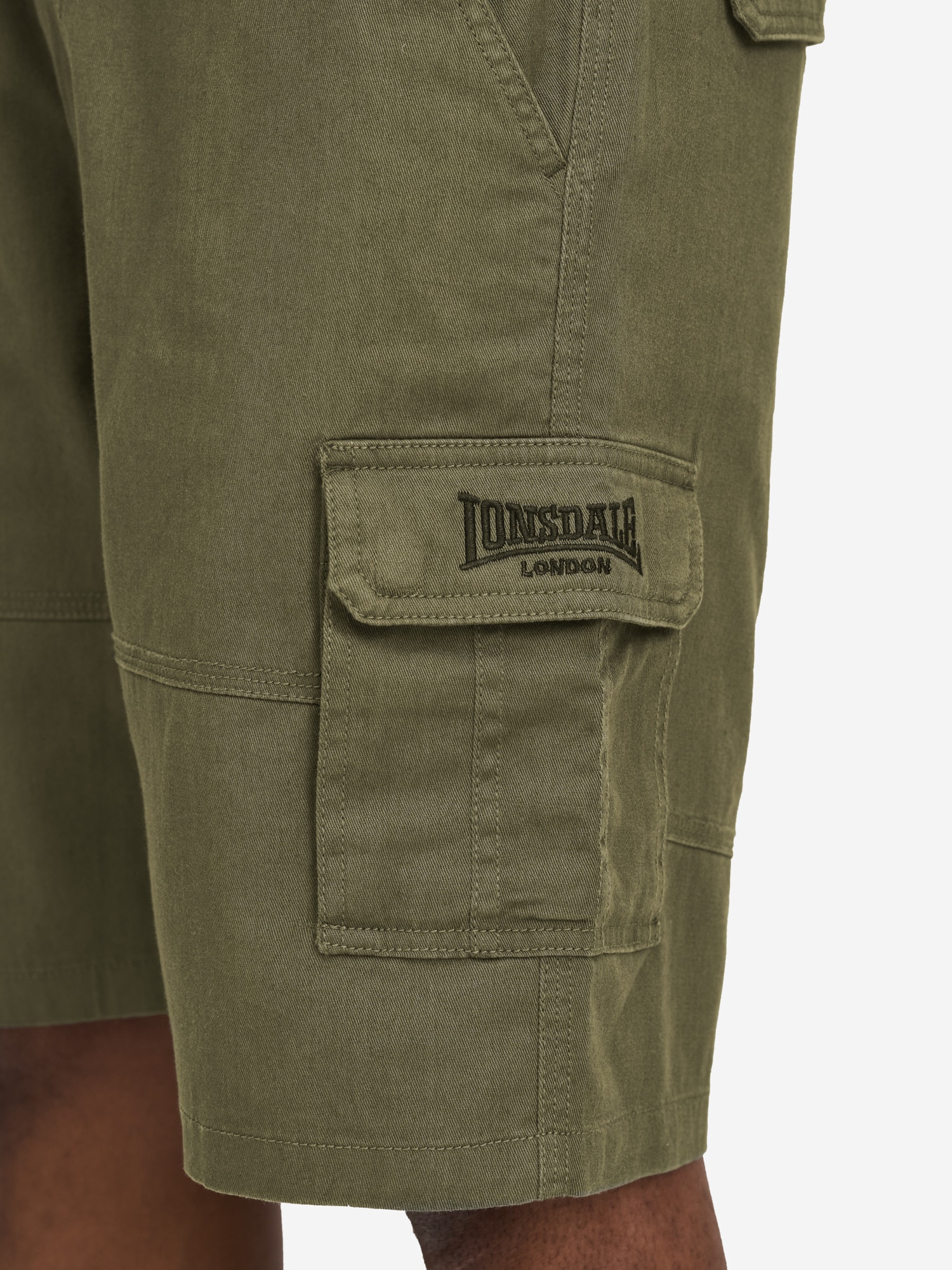 Lonsdale Short cargo »BALRATH«  aus Baumwolle, mit Eingrifftaschen, Cargotaschen und Gesässtaschen