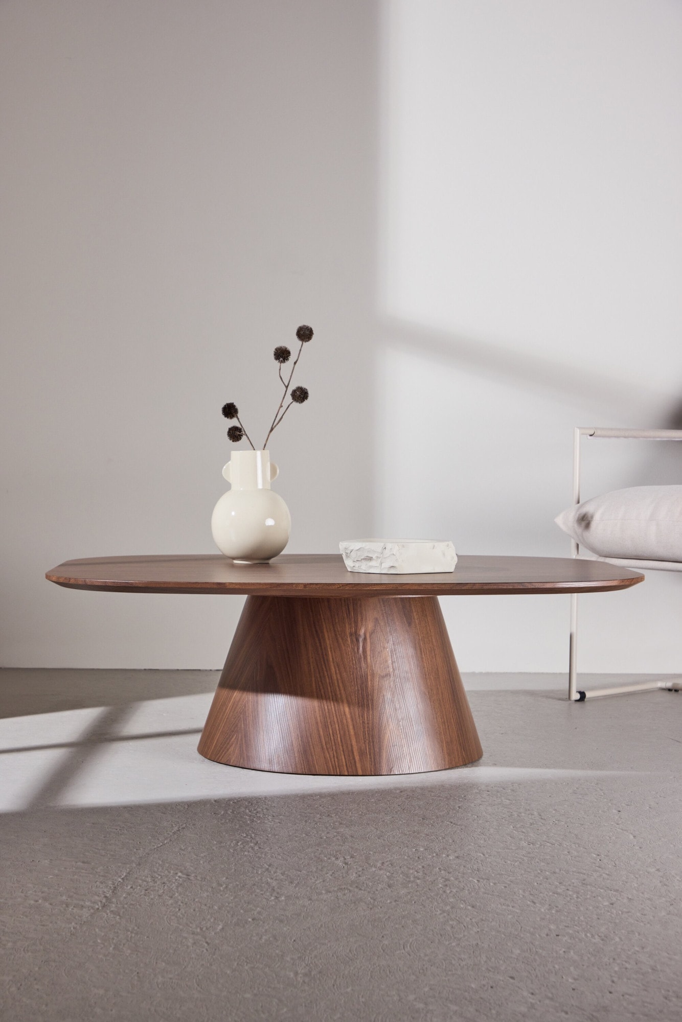 Image of Venture Home Couchtisch "Lanzo, grosszügiger Couchtisch 120 × 92,5 cm in moderner Holzoptik" Sofatisch, MDF, 3D-Papier, rechteckig, geräumig, modern