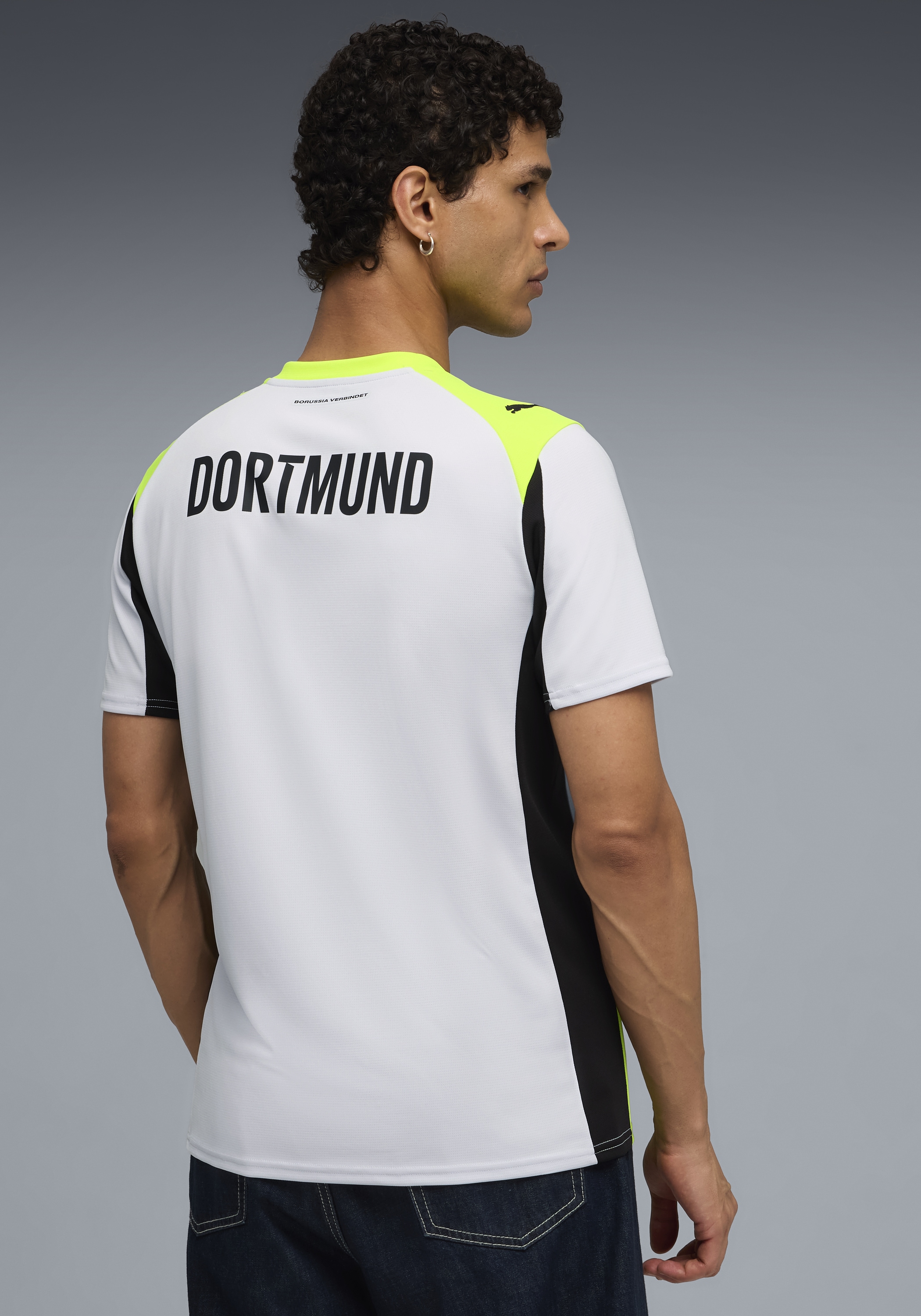 PUMA Fussballtrikot »BVB AWAY JERSEY REPLICA« Regular Fit, für Sportmode und Fussball, Kurzarmdesign