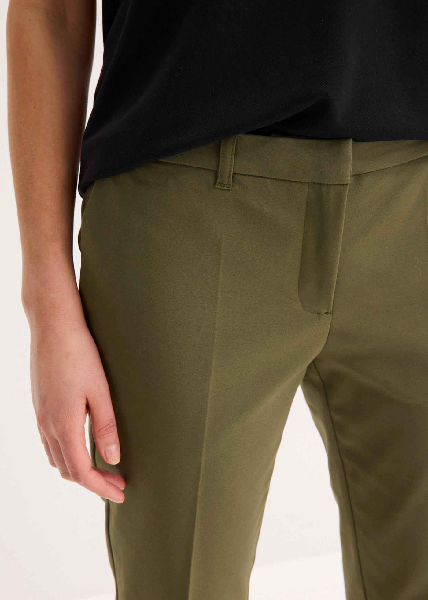 bonprix Pantalon 7/8  elegante 7/8-Länge, feminin geschnitten, Regular Fit