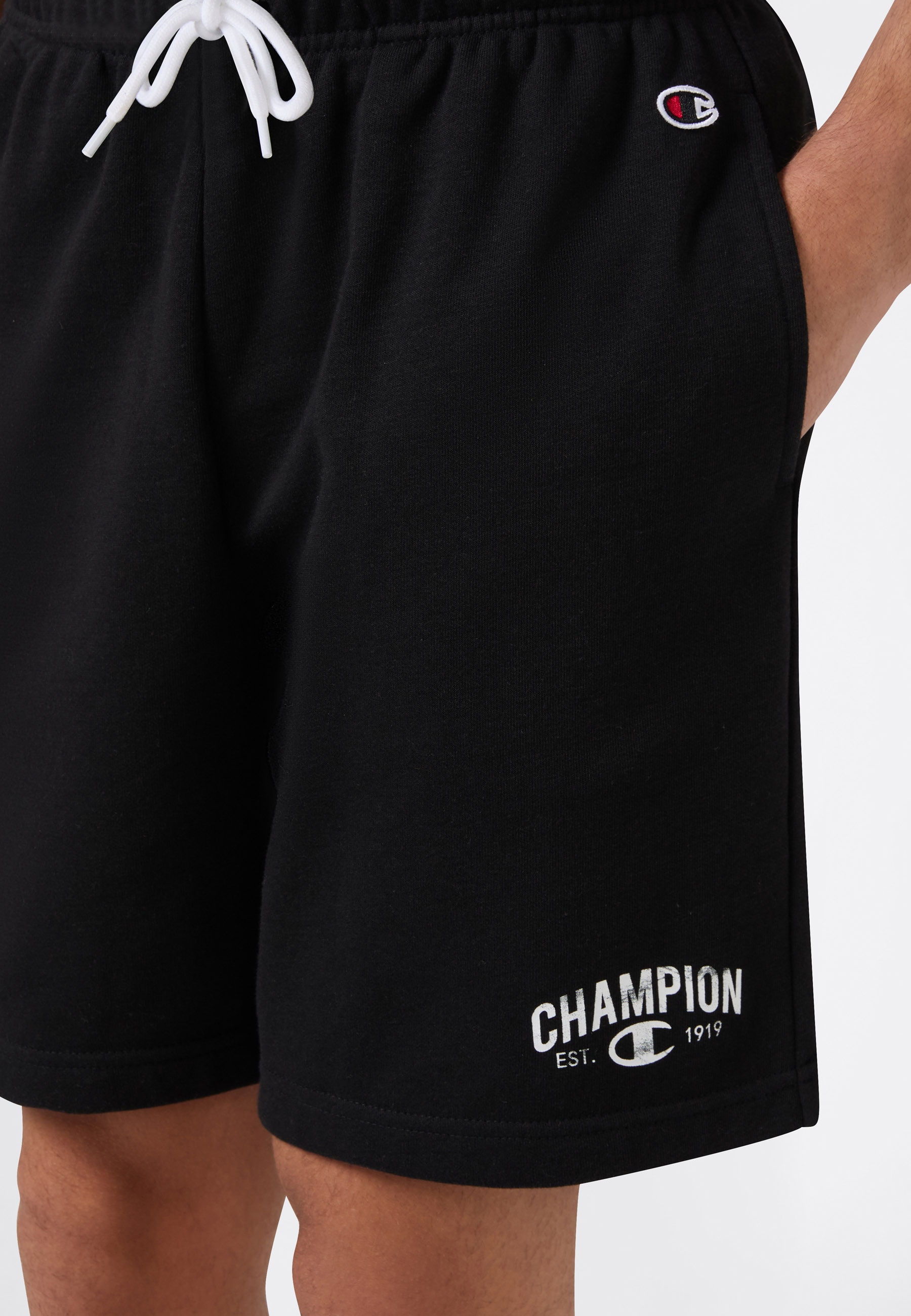 Champion Sweatshorts »SPORTWEAR SHORTS Standard Fit«  avec coupe courte, pour la vie quotidienne et l'entraînement, coupe standard
