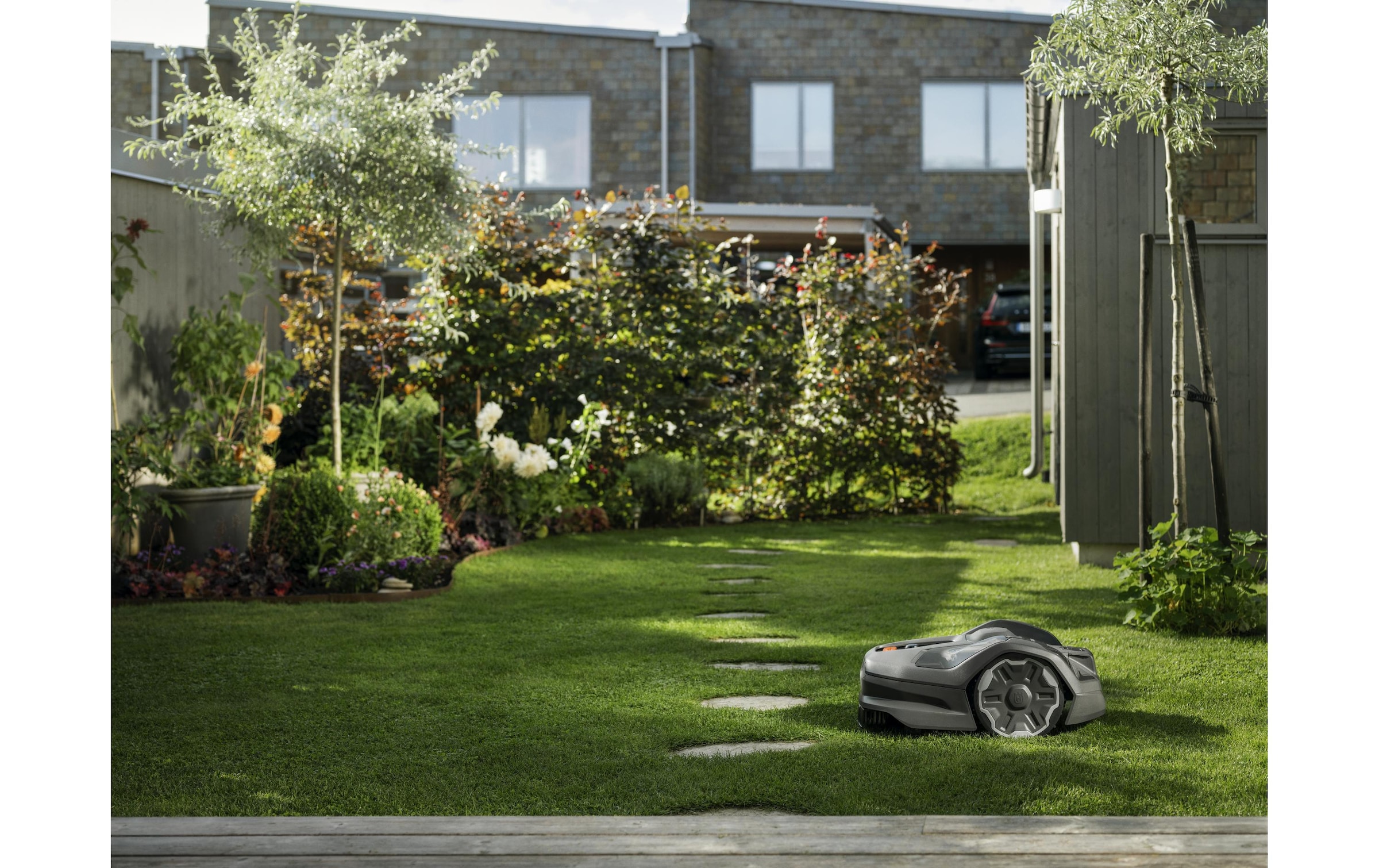 Husqvarna Rasenmähroboter »305E NERA ohne Referenzstation 900 m²«  mit PIN-Code