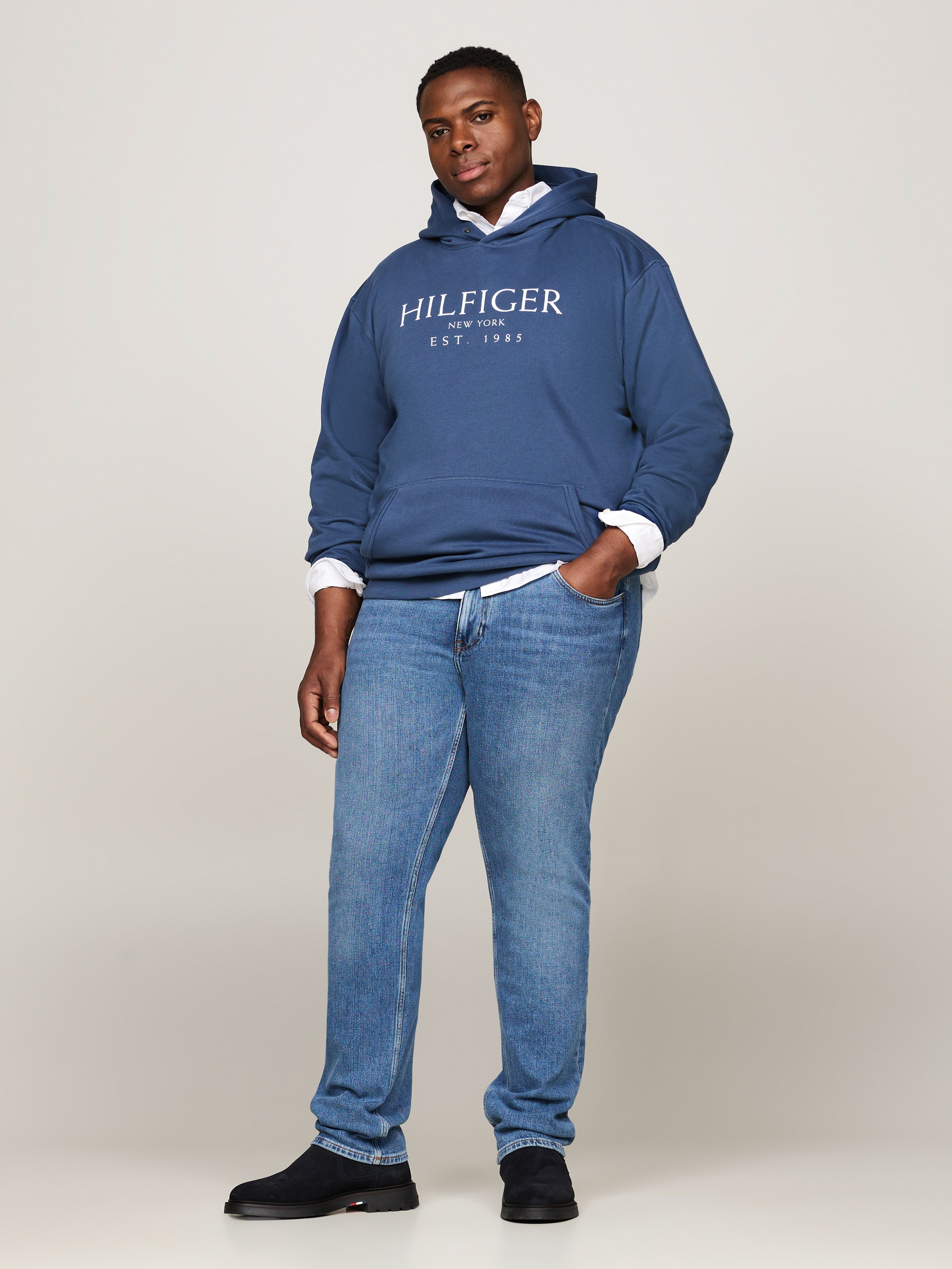 Tommy Hilfiger Big & Tall Hoodie »BT-BIG HILFIGER HOODY-B«, in Grossen Grössen, mit Logostickerei am Ärmel